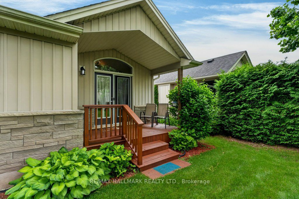 22 Jenny Crescent 18 Property Photo 29