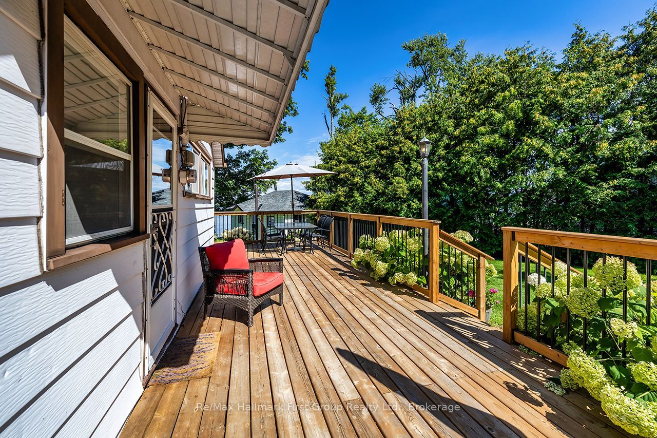 210 Wrenhaven Road Property Photo 8