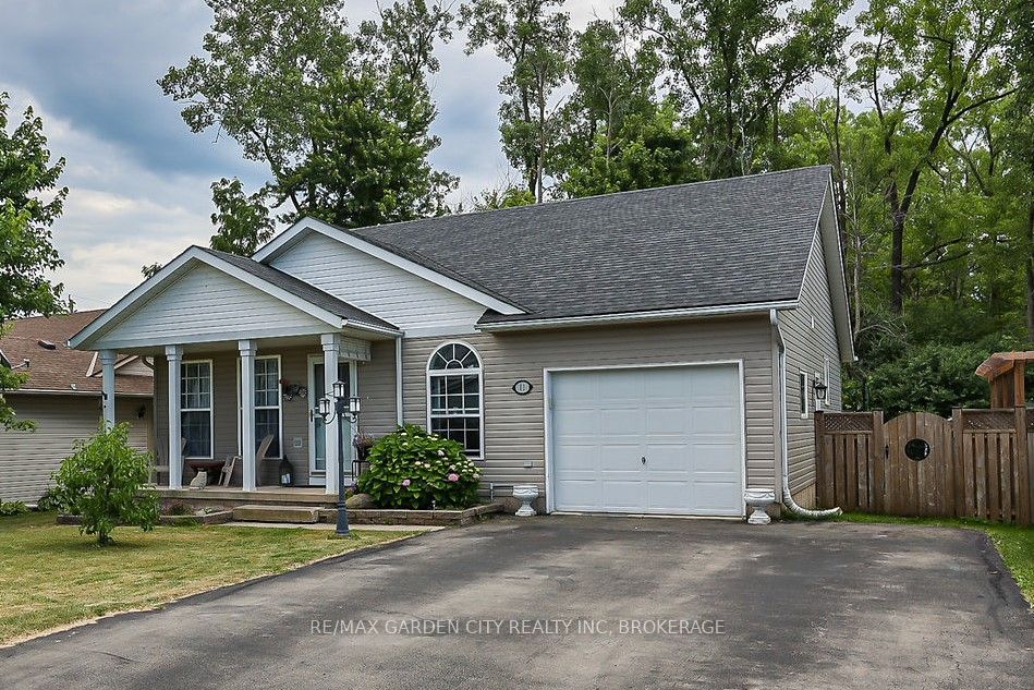 11 Rochelle Crescent Property Photo 1