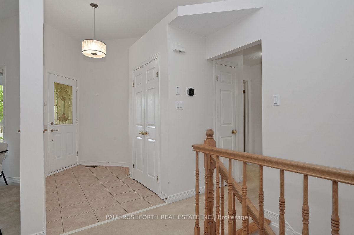 57 Waterthrush Crescent Property Photo 6