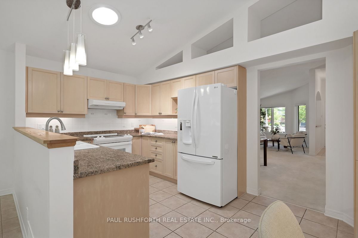 57 Waterthrush Crescent Property Photo 15