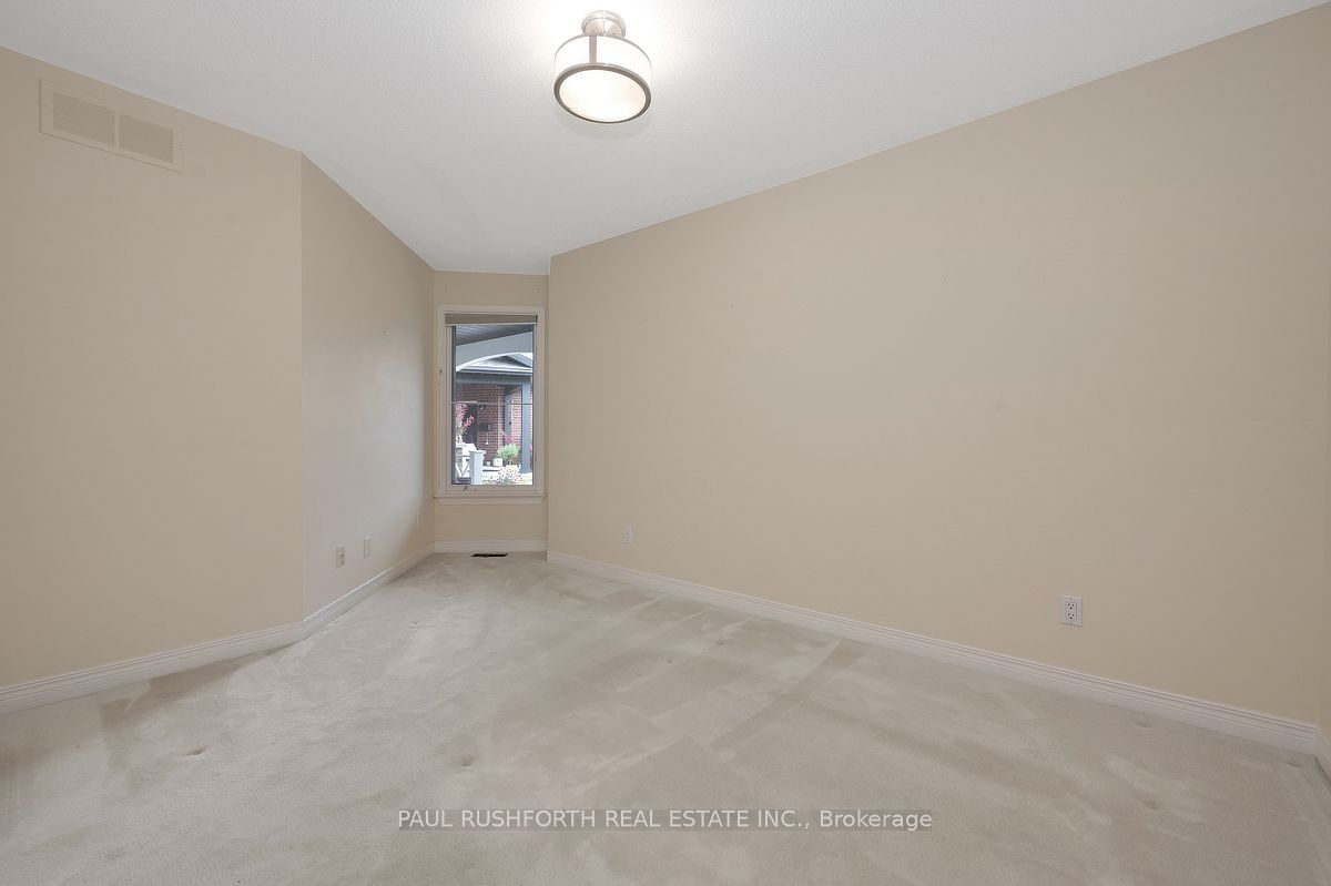 57 Waterthrush Crescent Property Photo 25