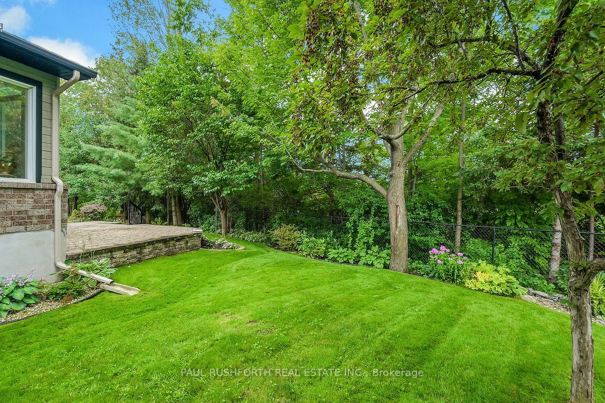57 Waterthrush Crescent Property Photo 33