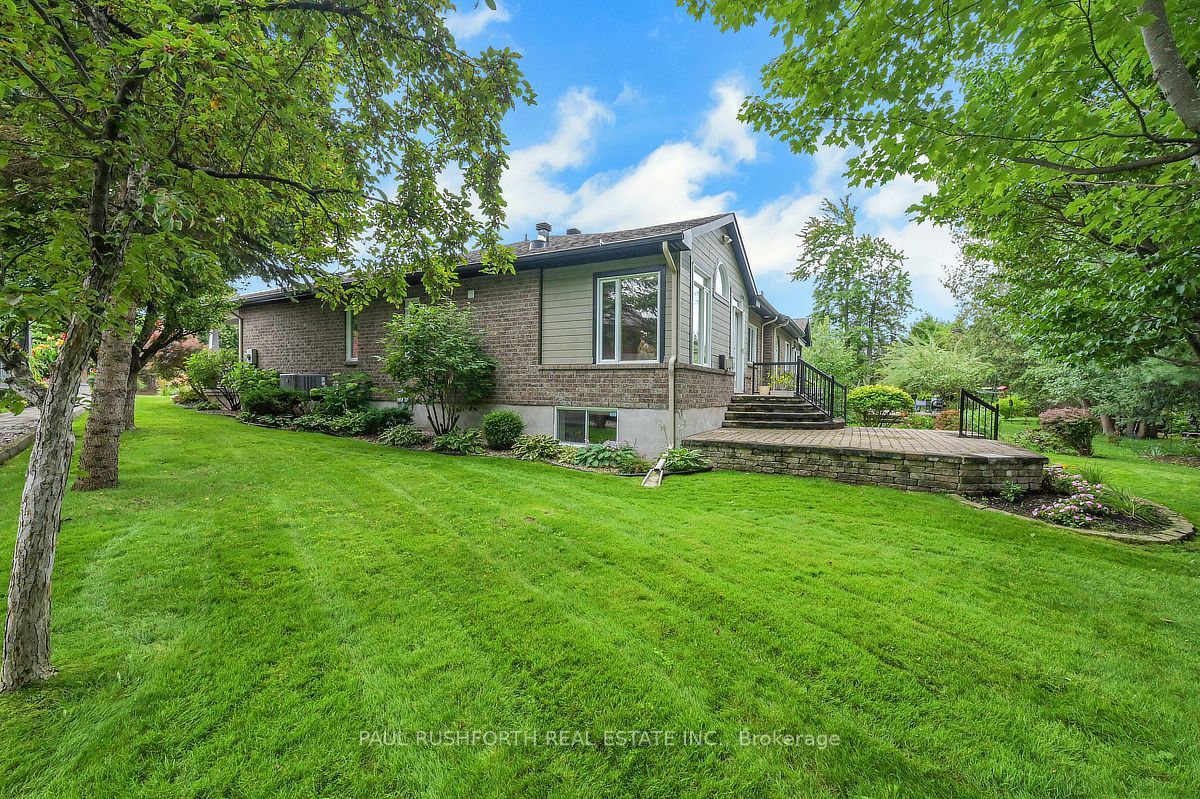 57 Waterthrush Crescent Property Photo 34