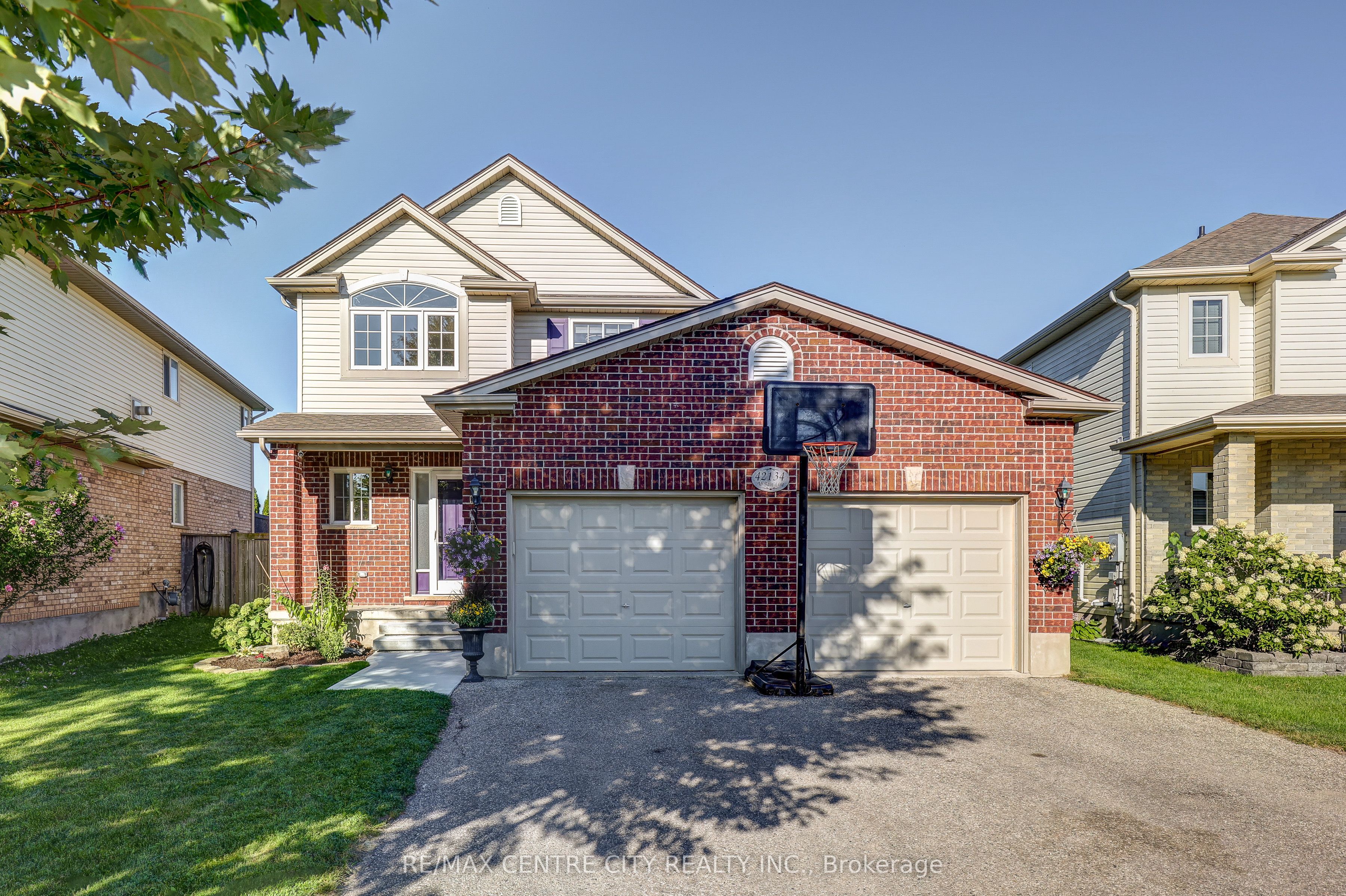 42134 Mcbain Line Property Photo 1