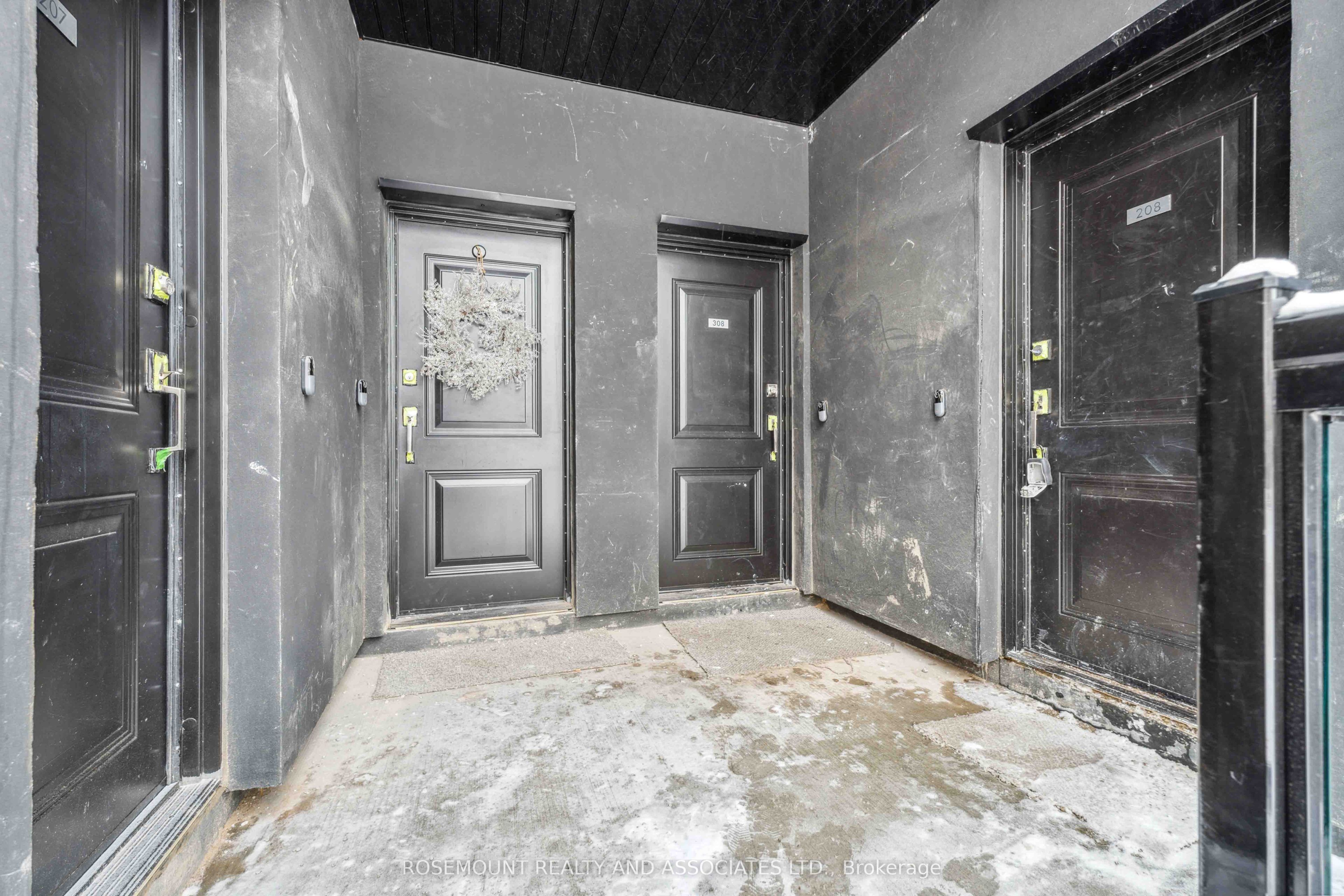 7277 Wilson Crescent 308 Property Photo 4