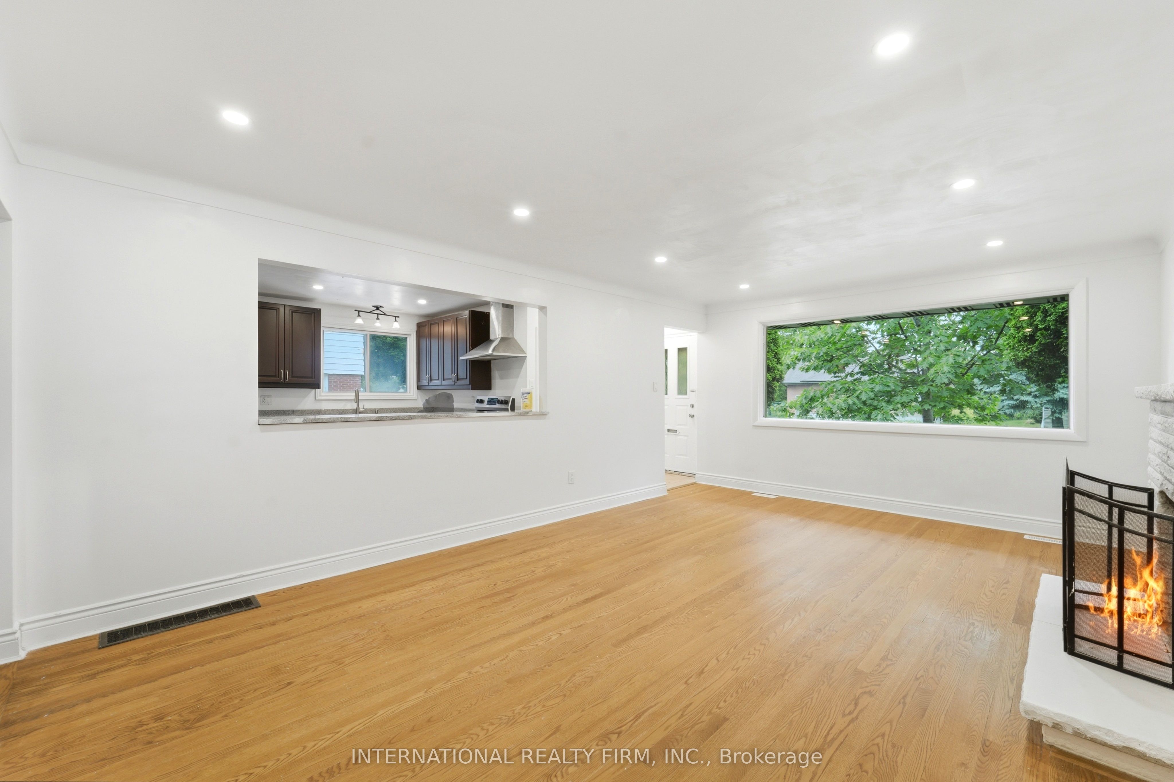 1213 Erindale Drive Property Photo 6