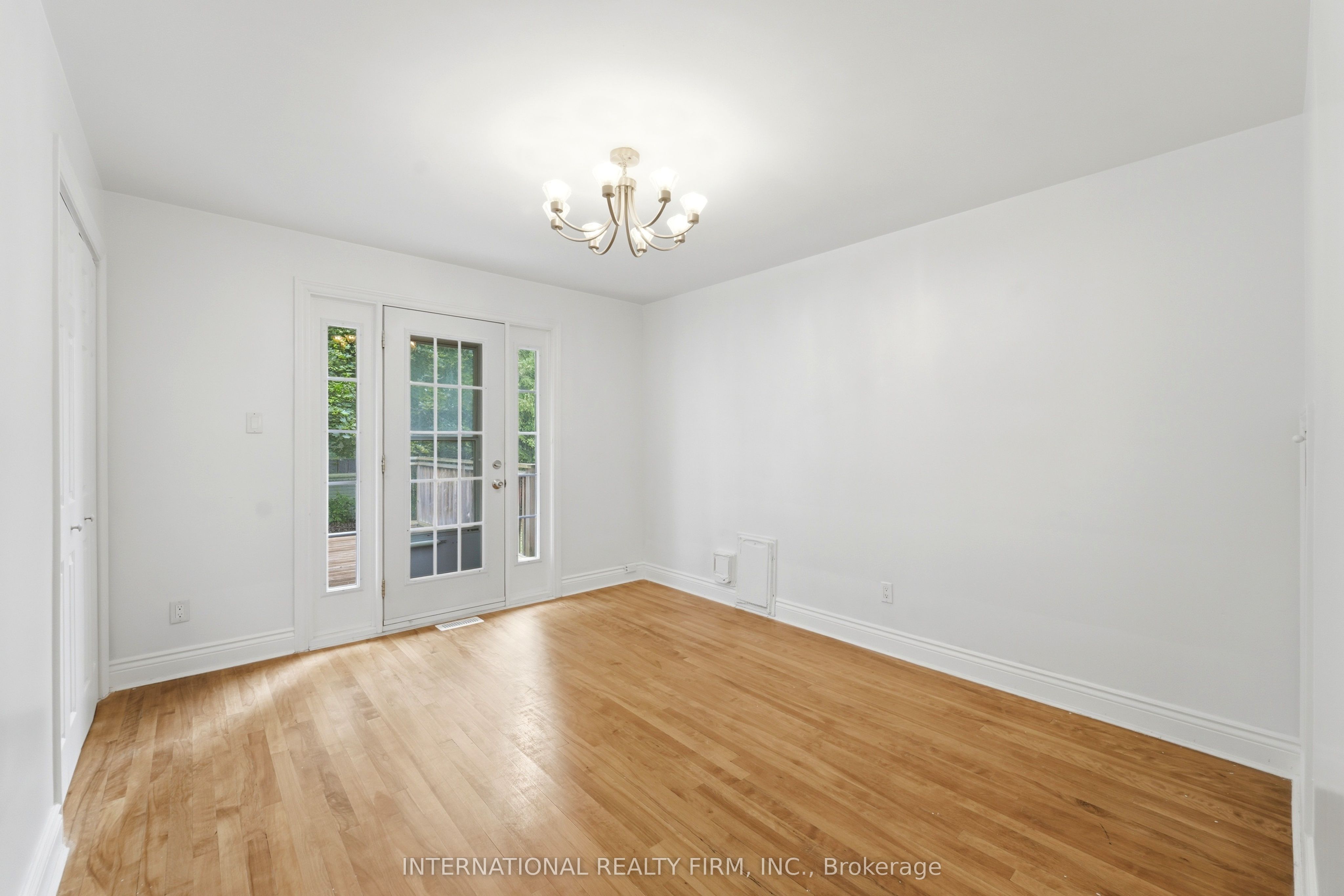 1213 Erindale Drive Property Photo 10