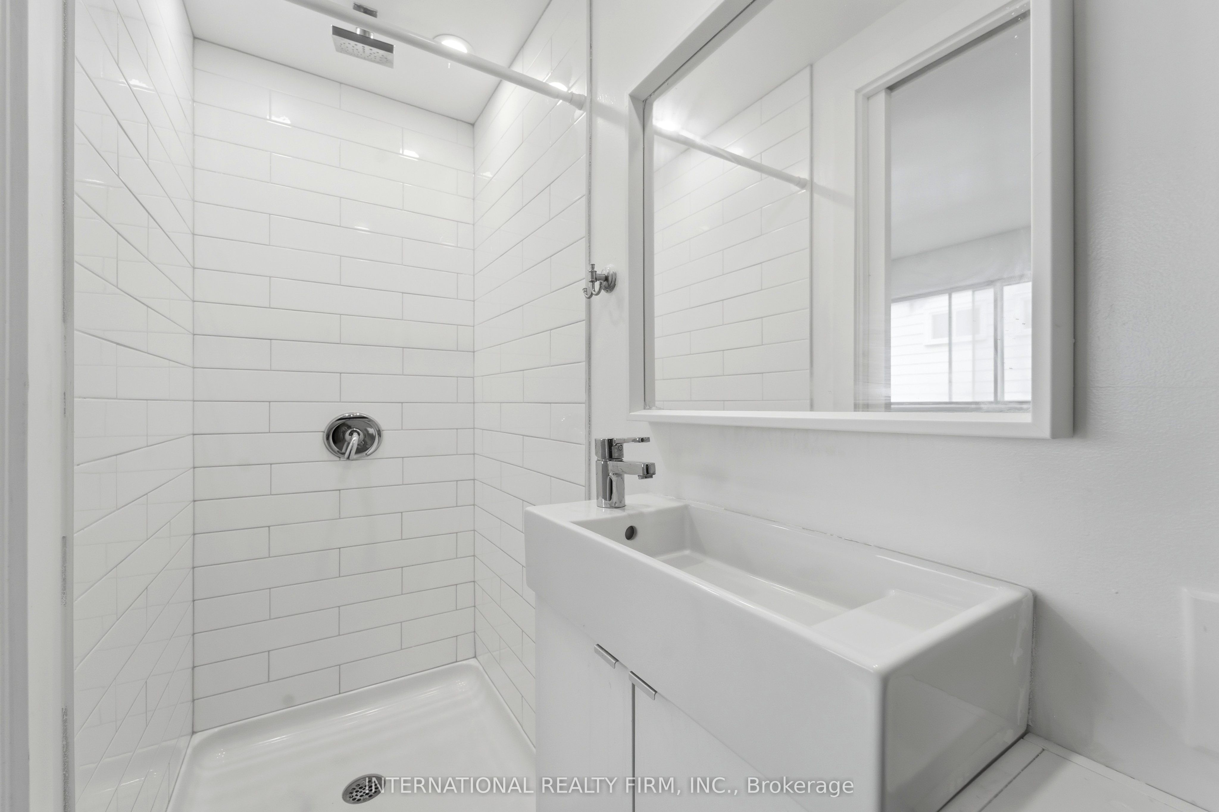 1213 Erindale Drive Property Photo 16