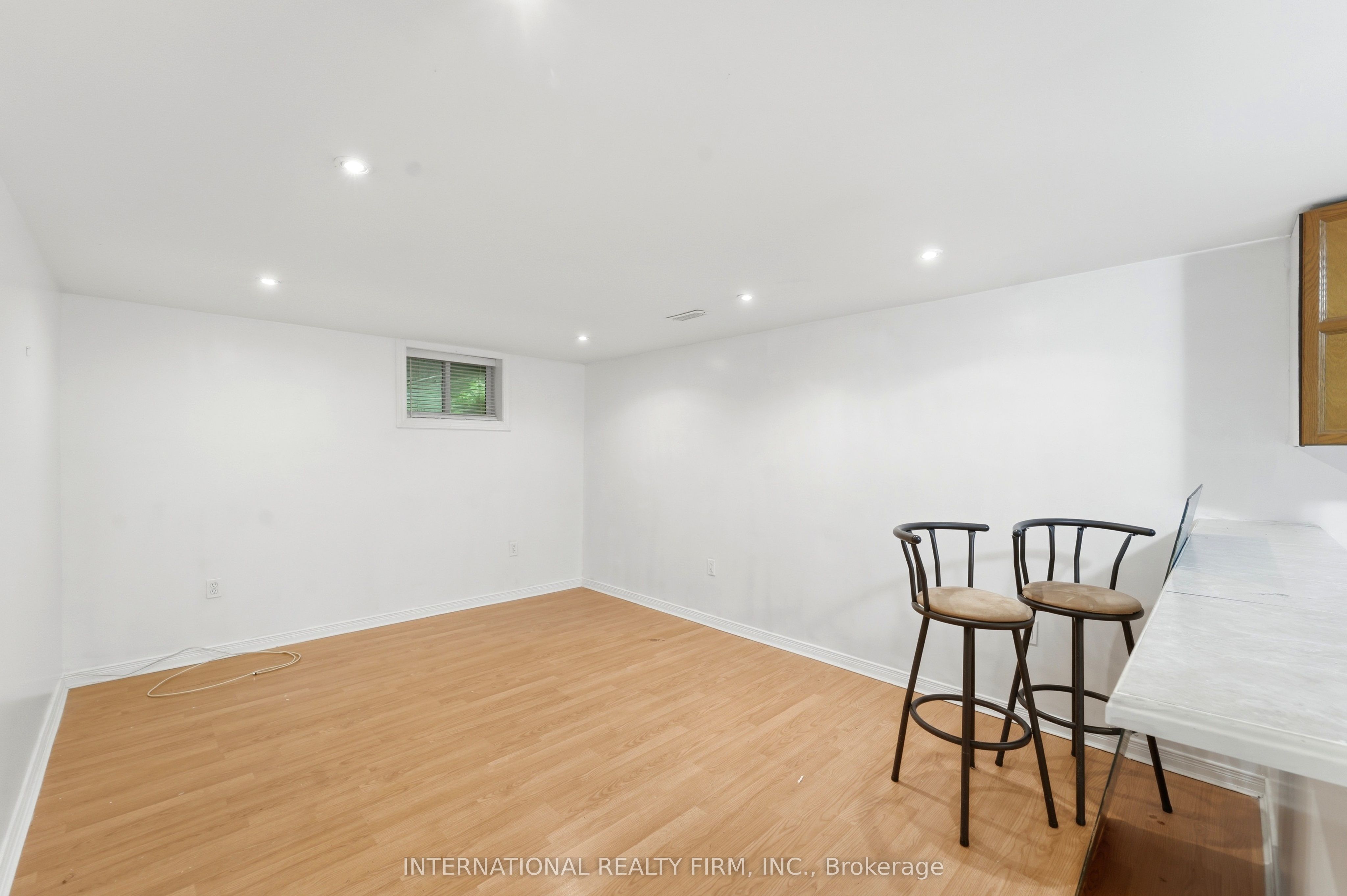 1213 Erindale Drive Property Photo 18