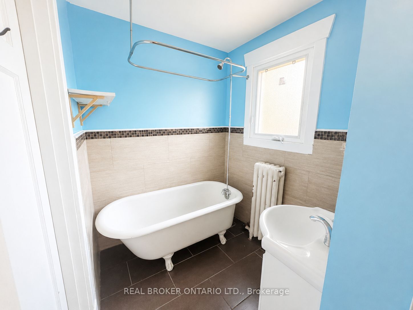 45 Fairleigh Crescent #2 Property Photo 16