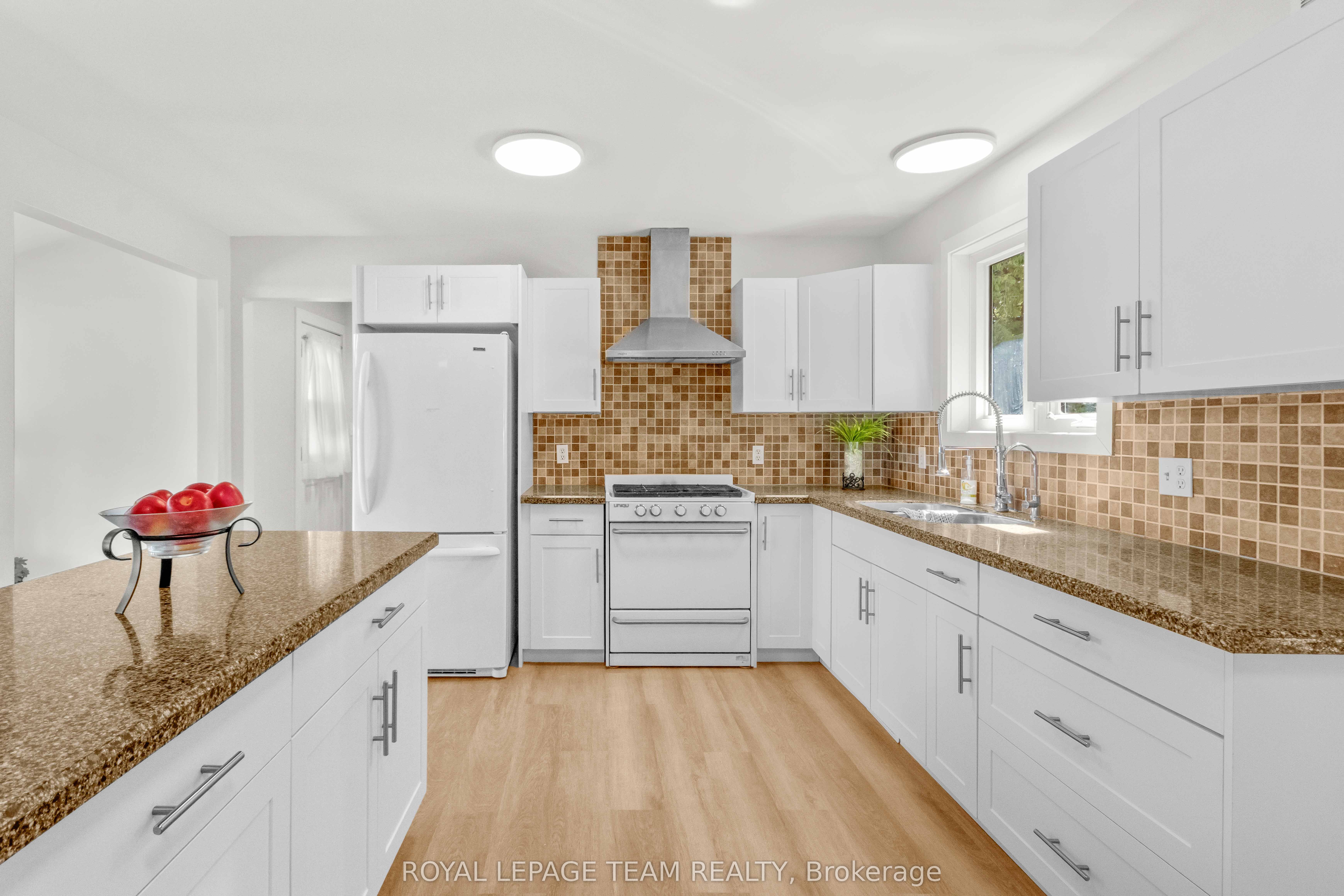 204b Hawkins Drive Property Photo 16