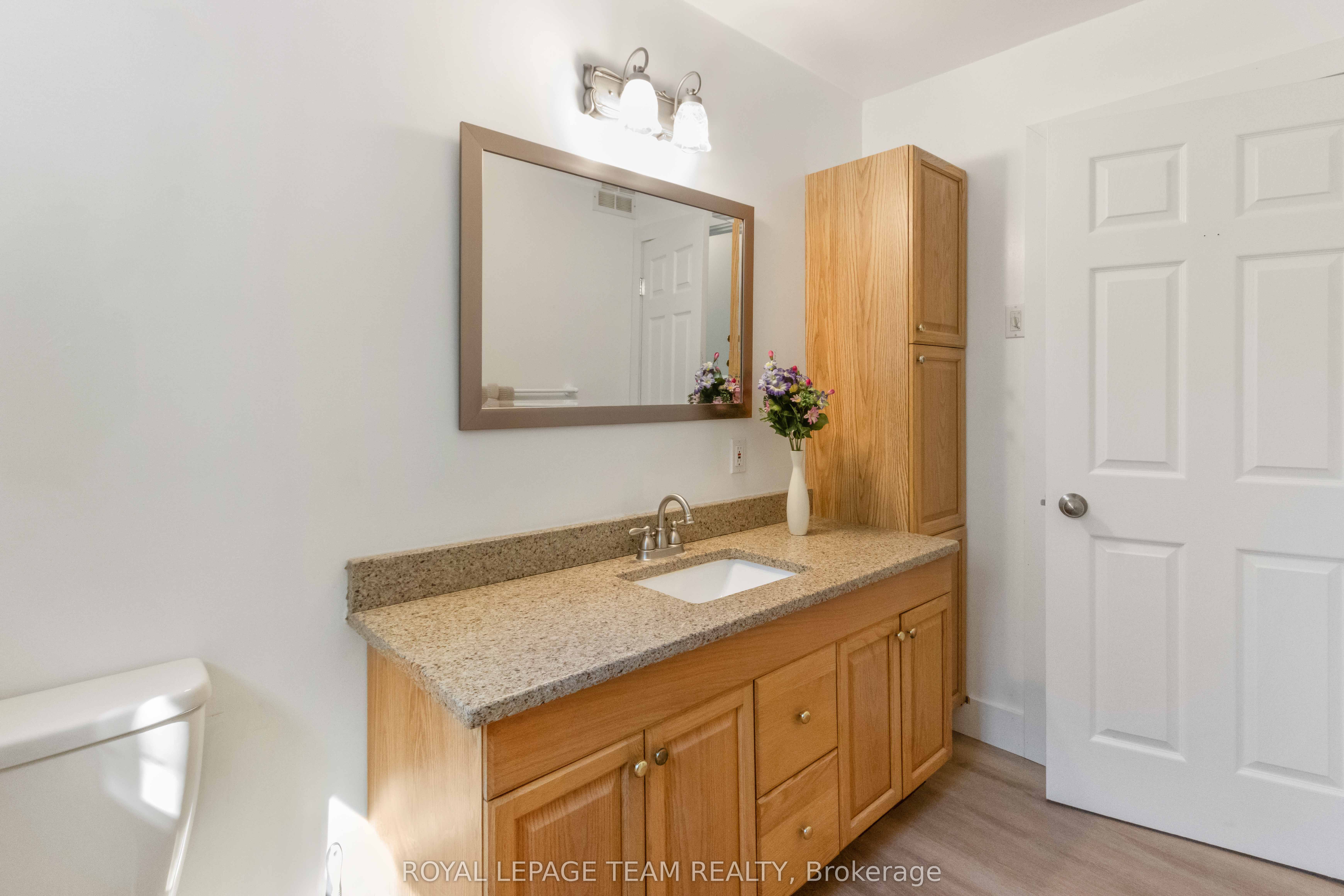 204b Hawkins Drive Property Photo 32