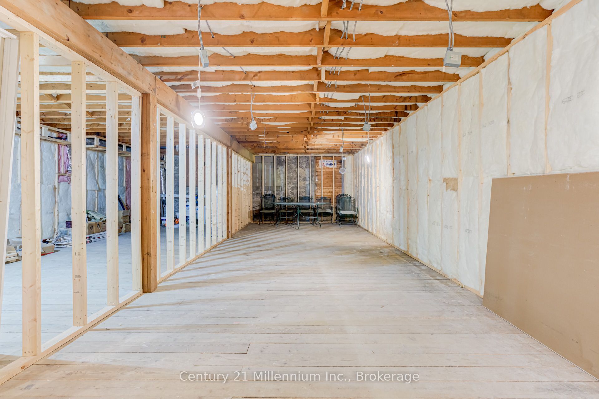 612 Berford Street B Property Photo 7