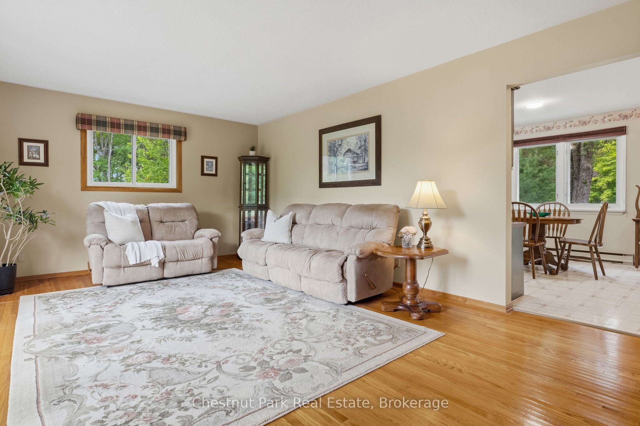 379 Gables Road Property Photo 8