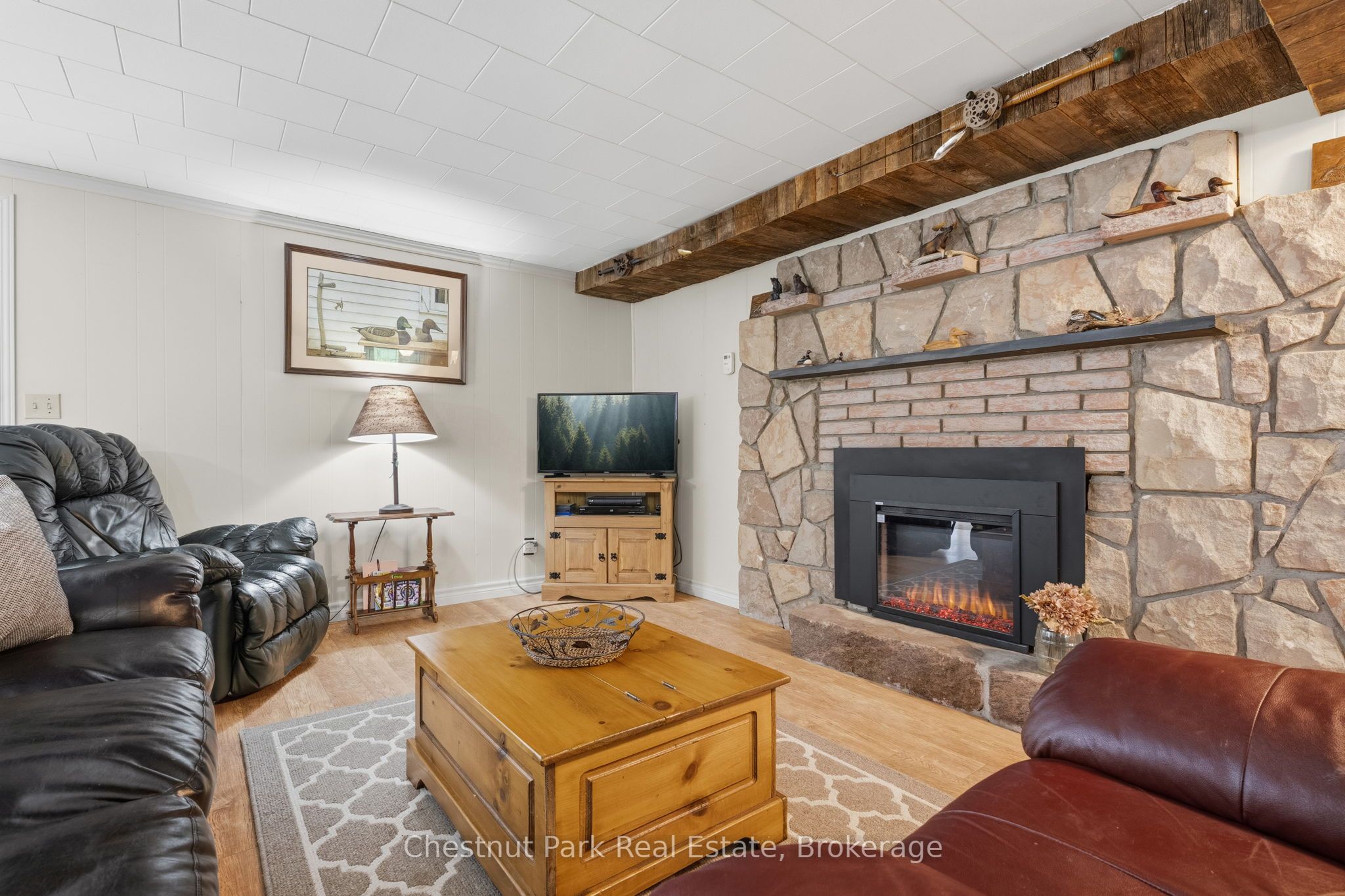 379 Gables Road Property Photo 19