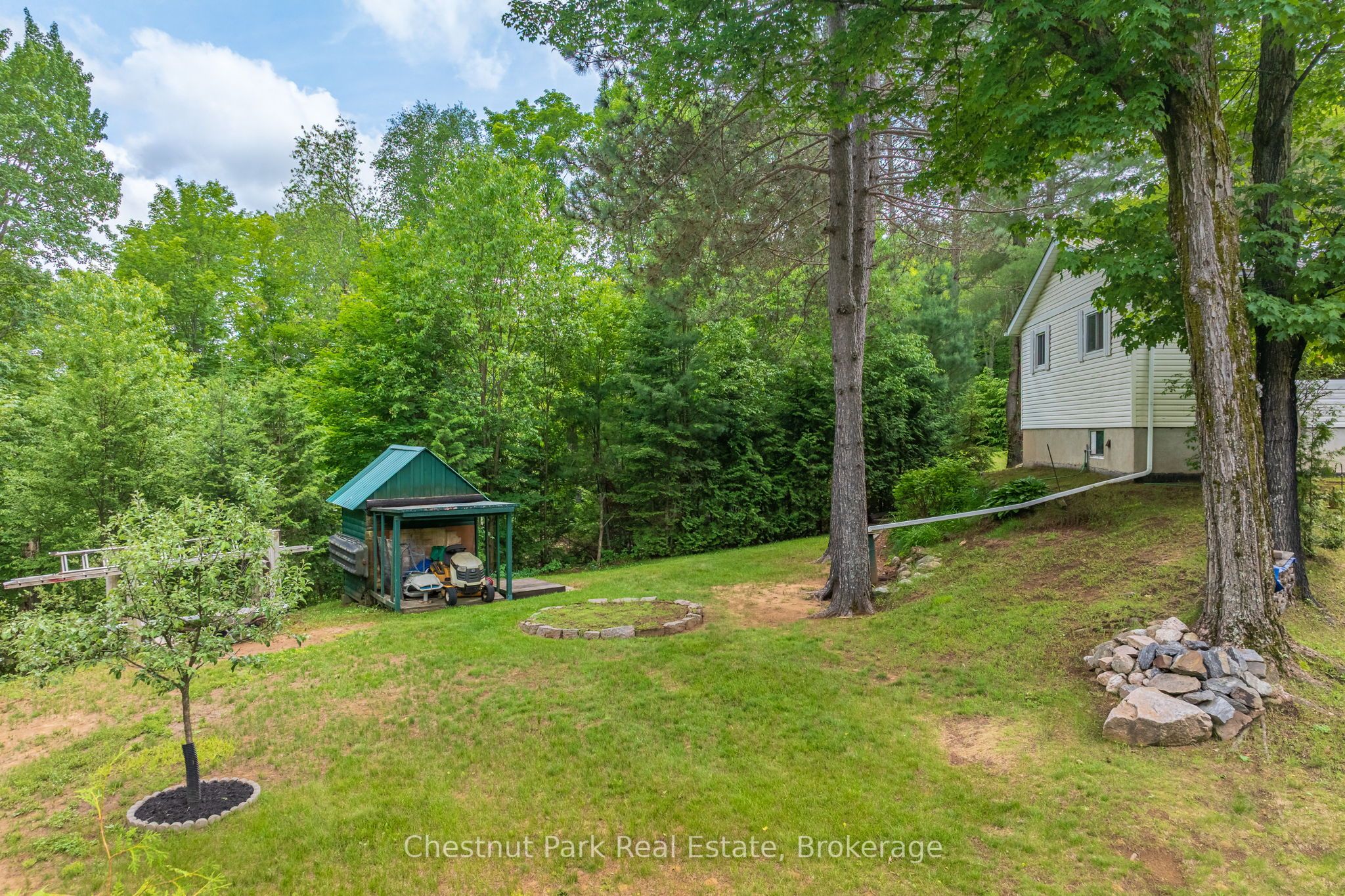 379 Gables Road Property Photo 36