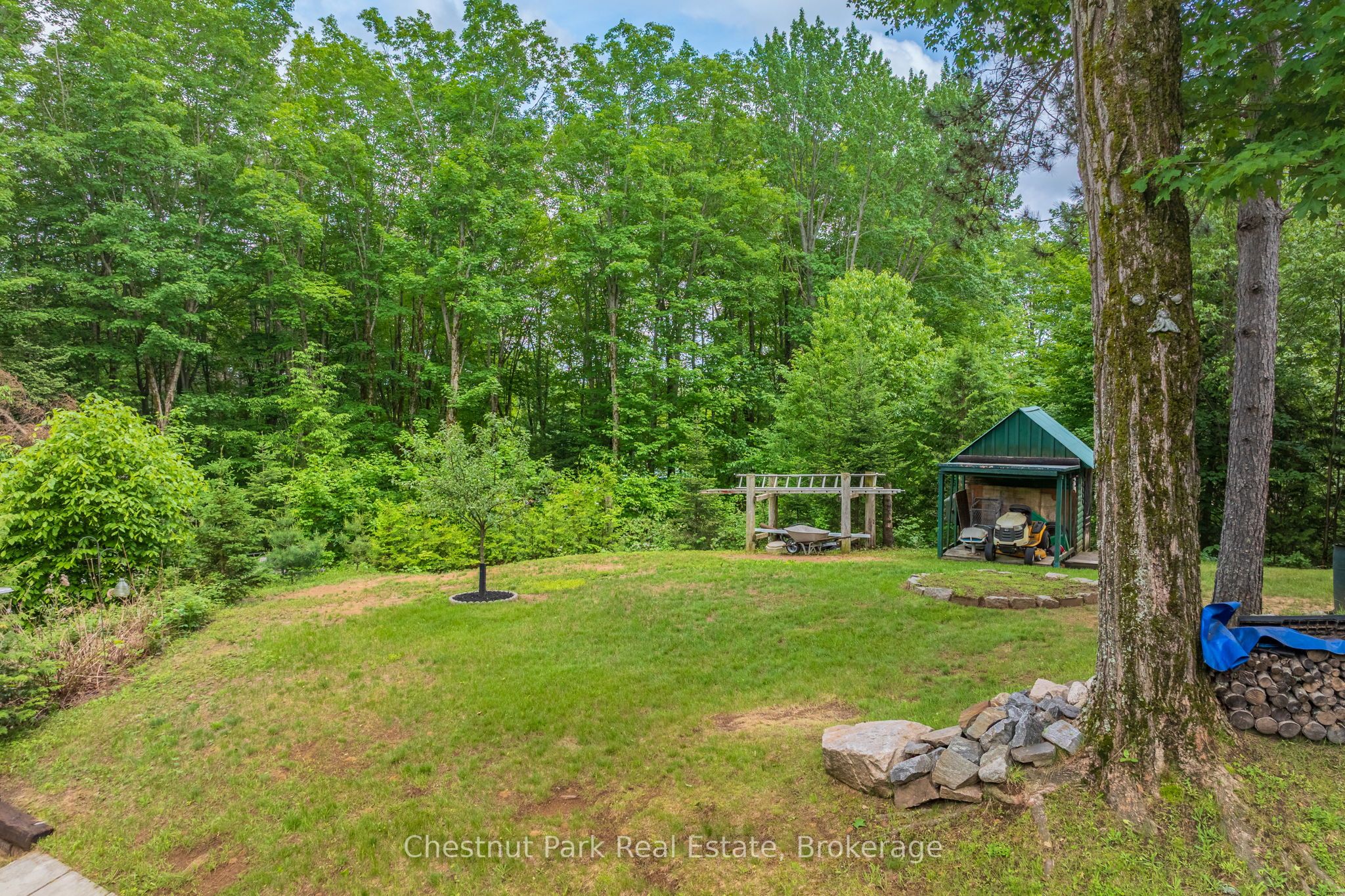 379 Gables Road Property Photo 37