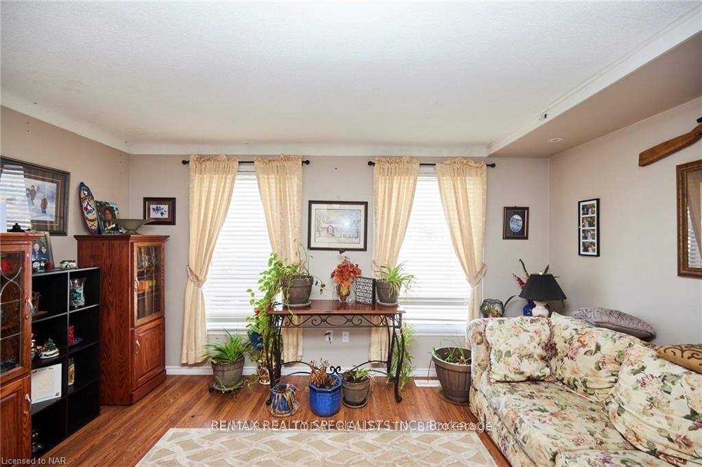 512 First Avenue Property Photo 2