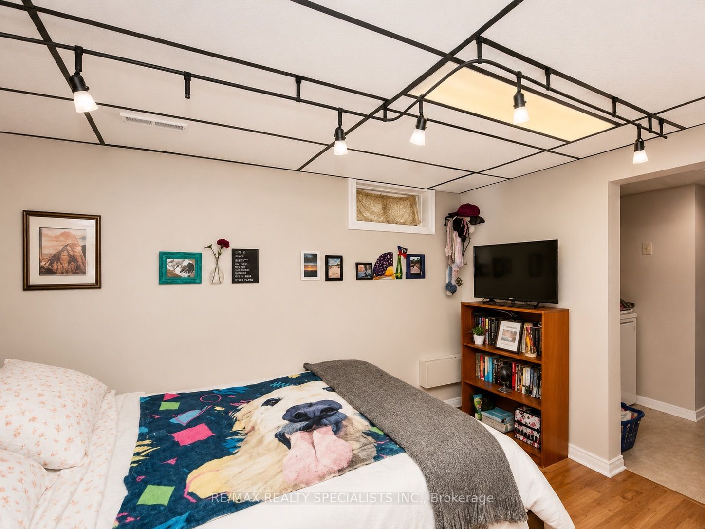 512 First Avenue Property Photo 11