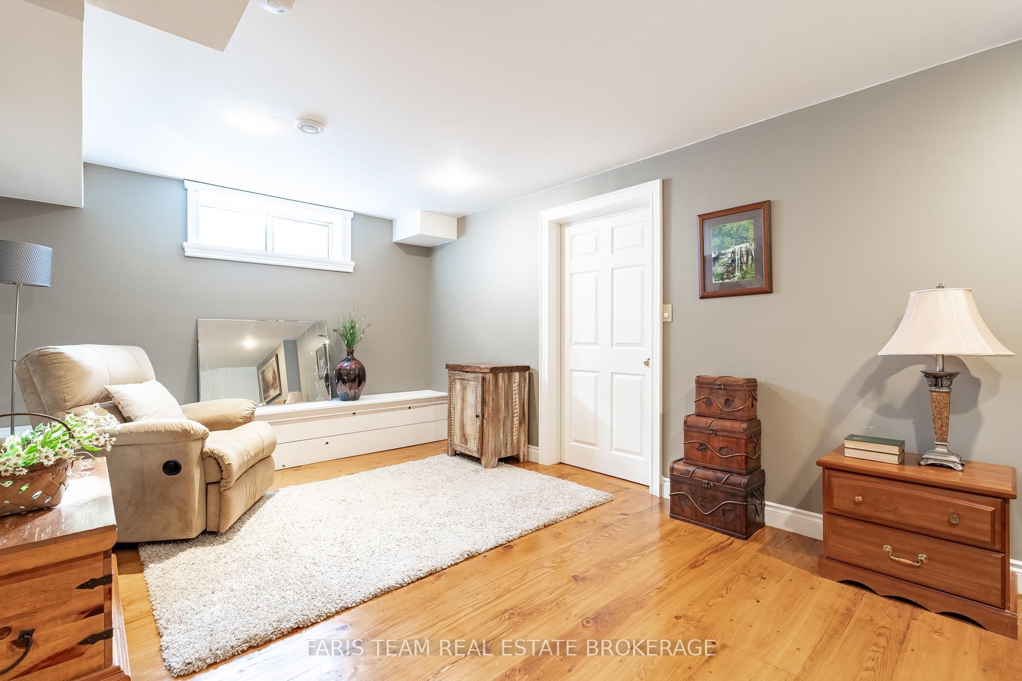 714329 Baseline Road Property Photo 23