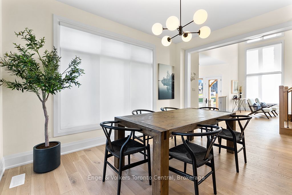 160 Springside Crescent Property Photo 13