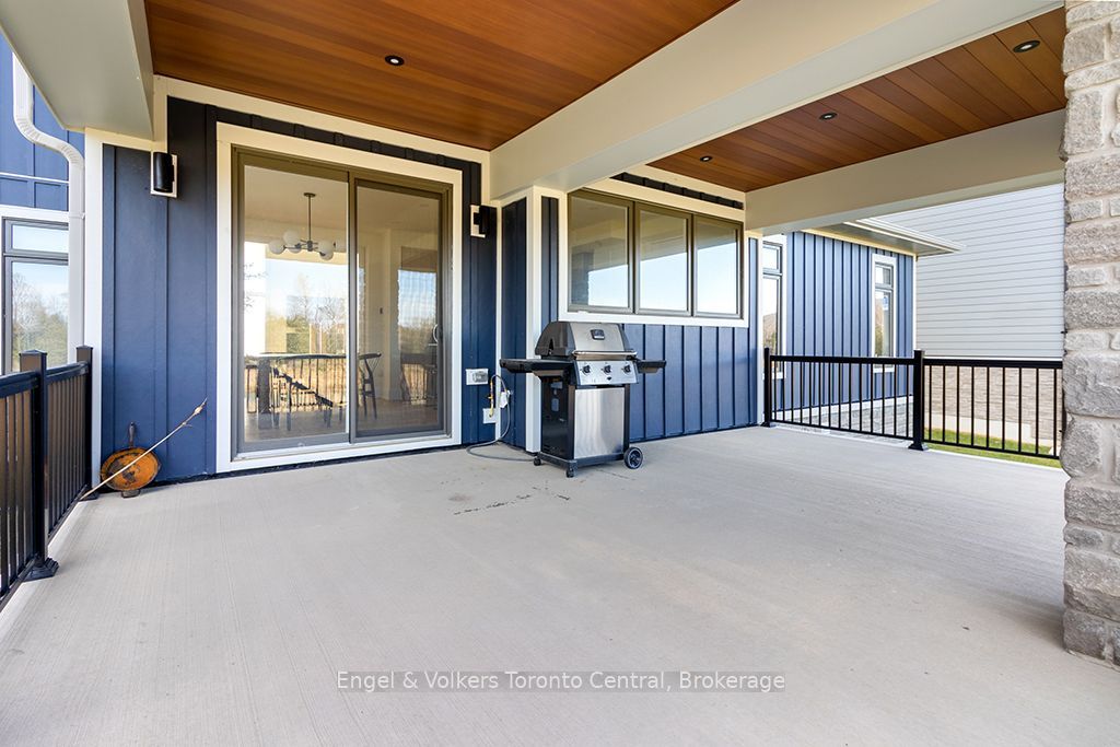160 Springside Crescent Property Photo 40