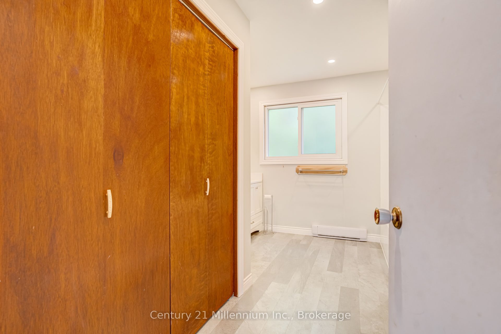 162 Lakeshore Road Property Photo 27