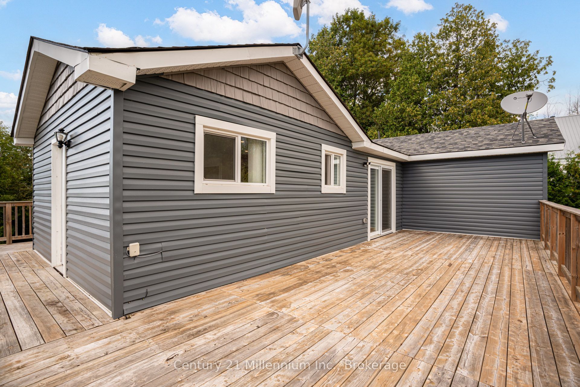162 Lakeshore Road Property Photo 33