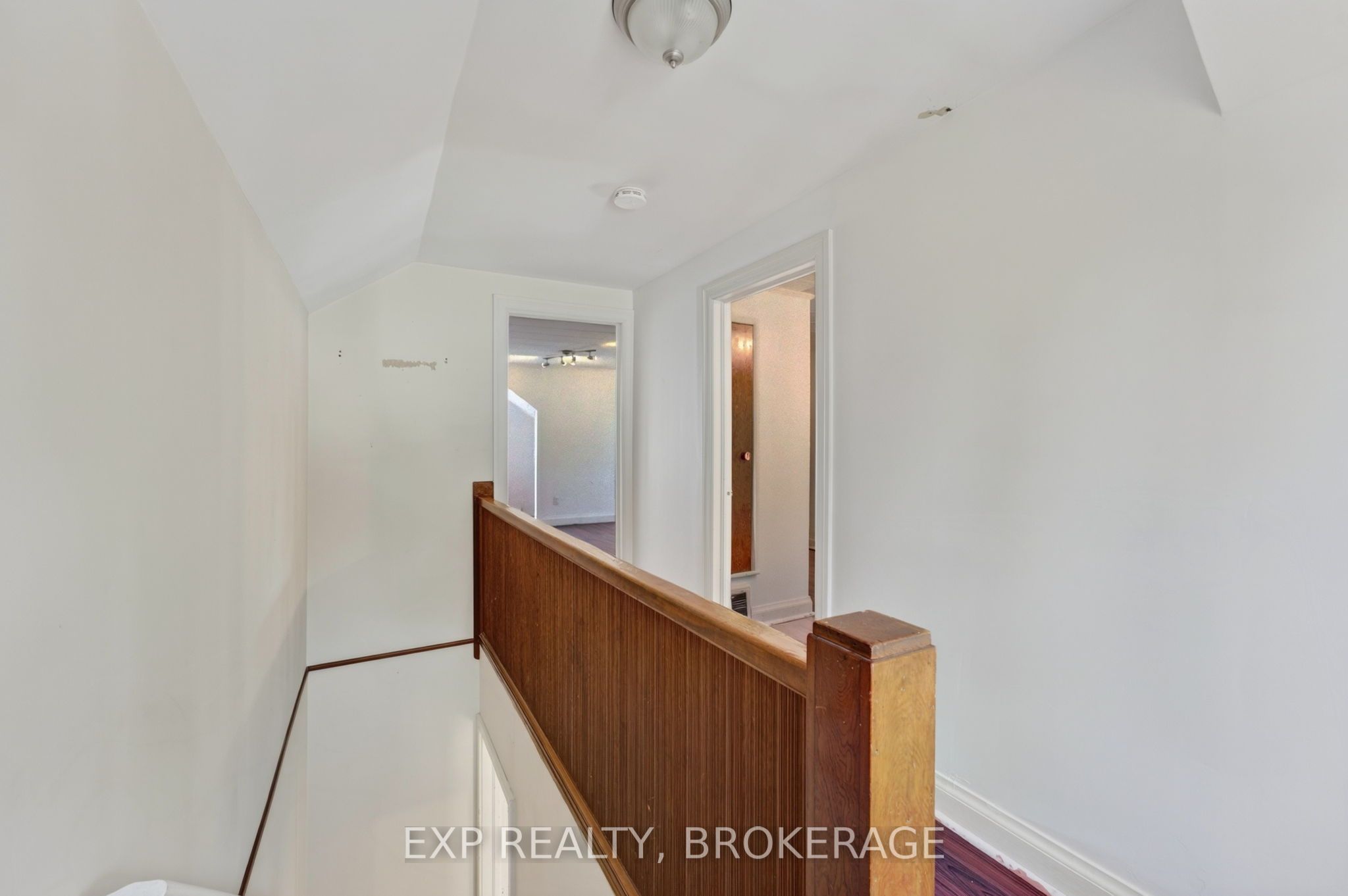 650 Hillside Drive Property Photo 11