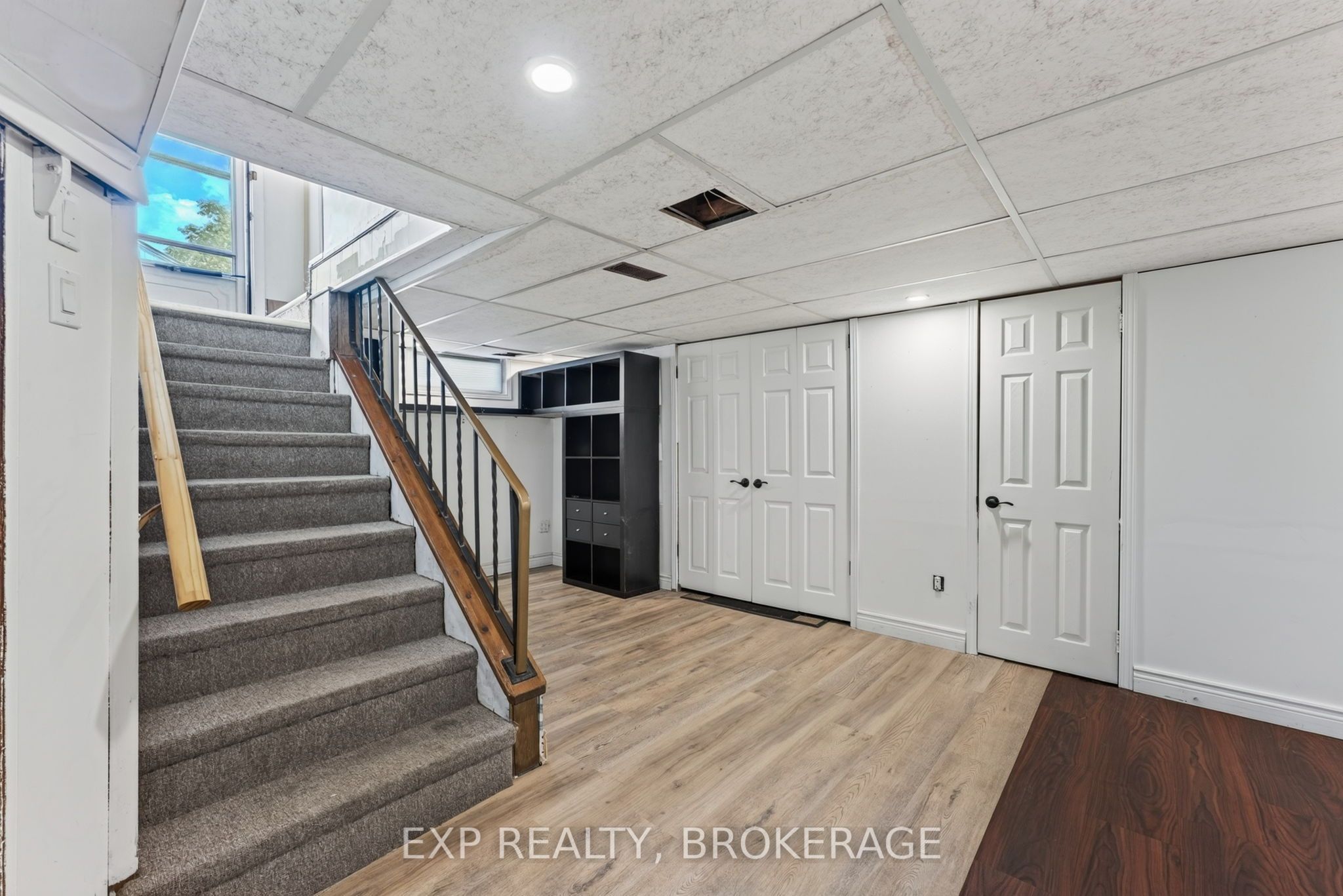 650 Hillside Drive Property Photo 14
