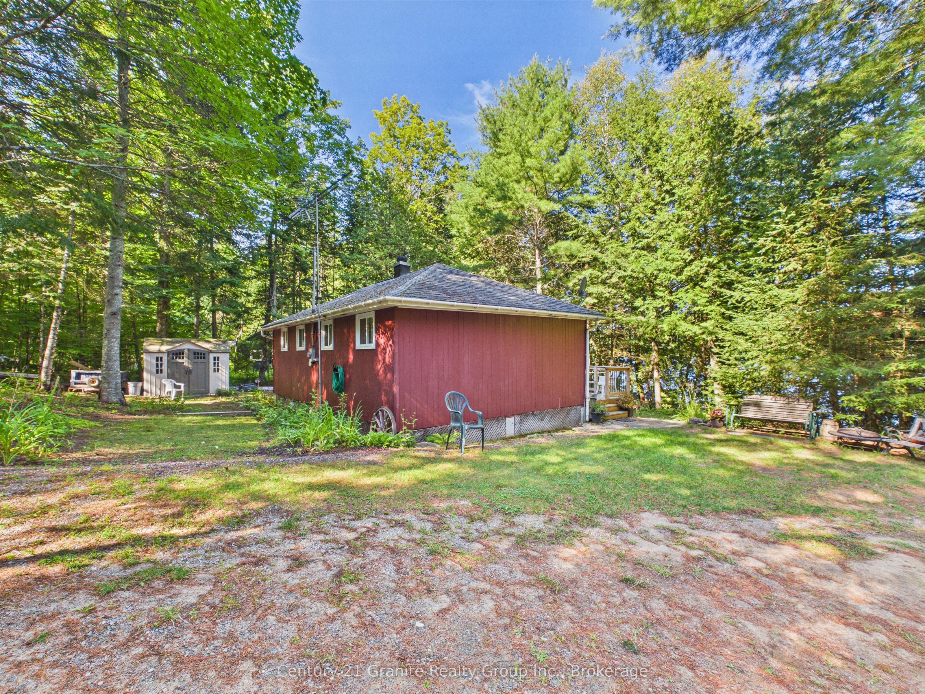 1045 Heritage Lane Property Photo 31