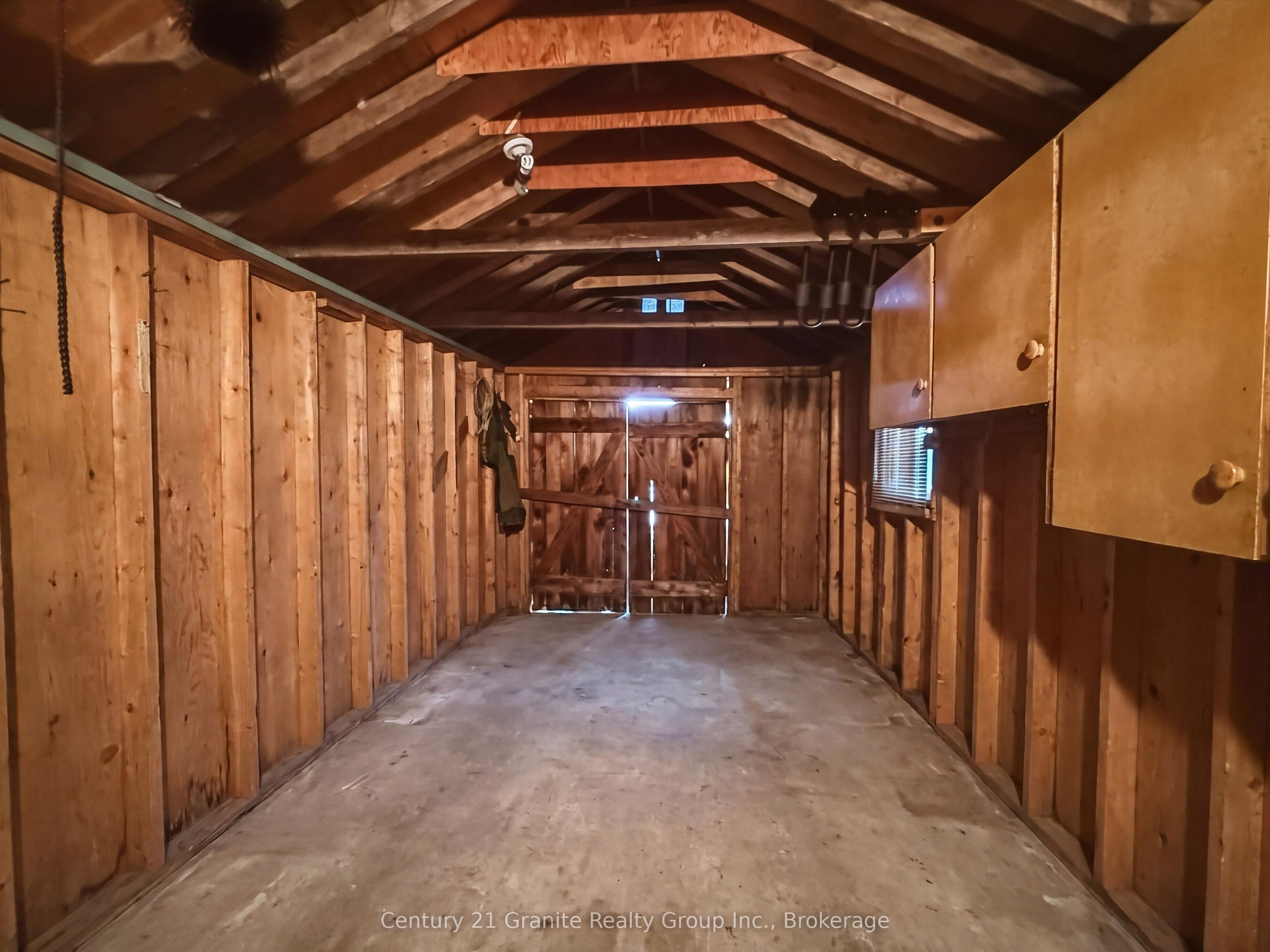 1045 Heritage Lane Property Photo 39