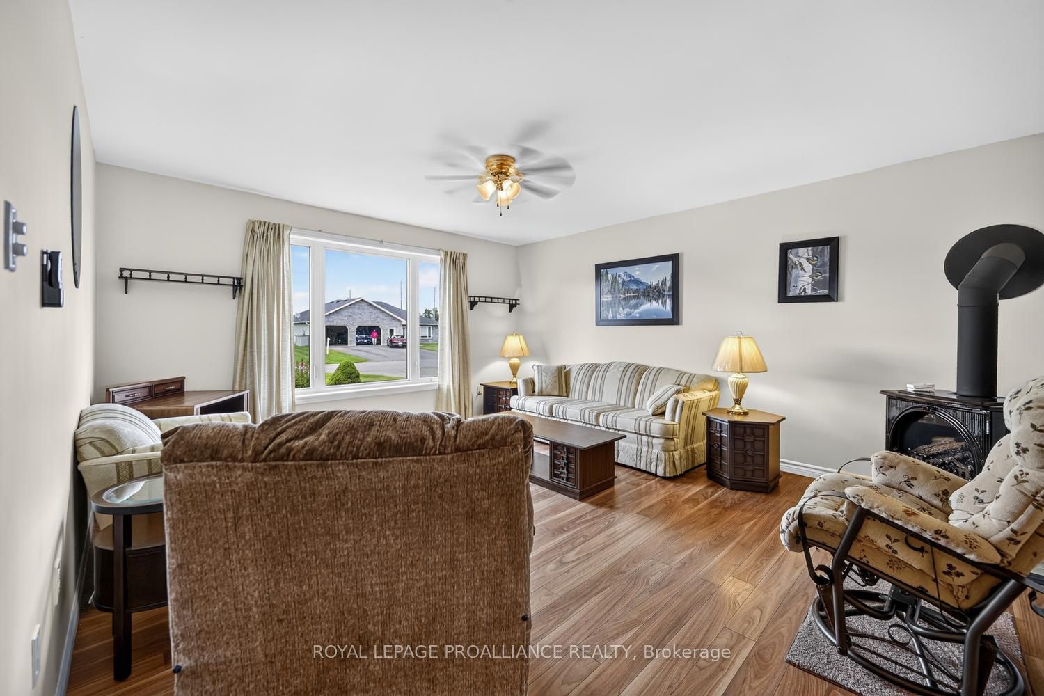 10726 West End Terrace E Property Photo 7