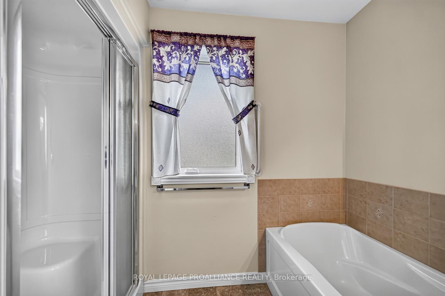 10726 West End Terrace E Property Photo 24