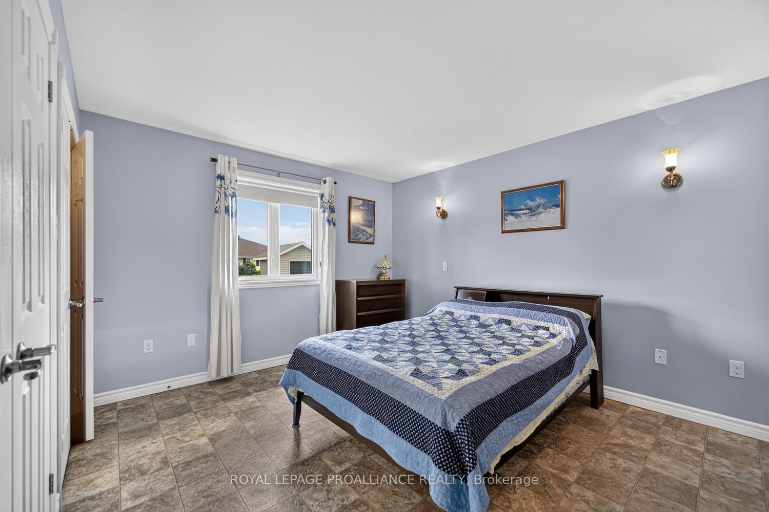 10726 West End Terrace E Property Photo 25