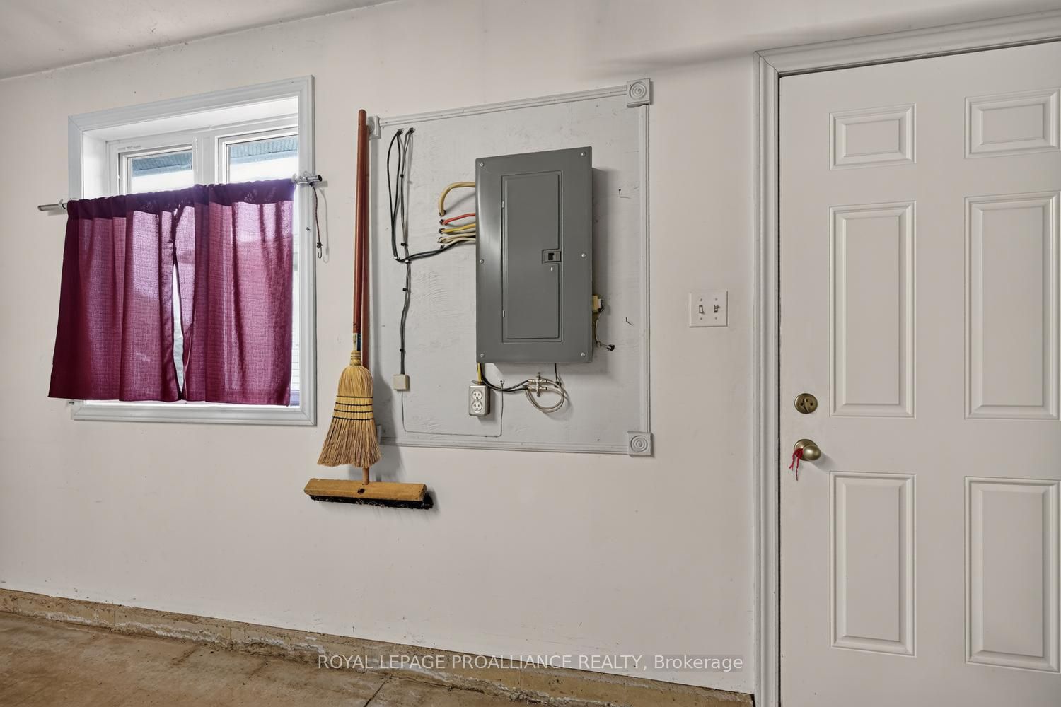 10726 West End Terrace E Property Photo 33