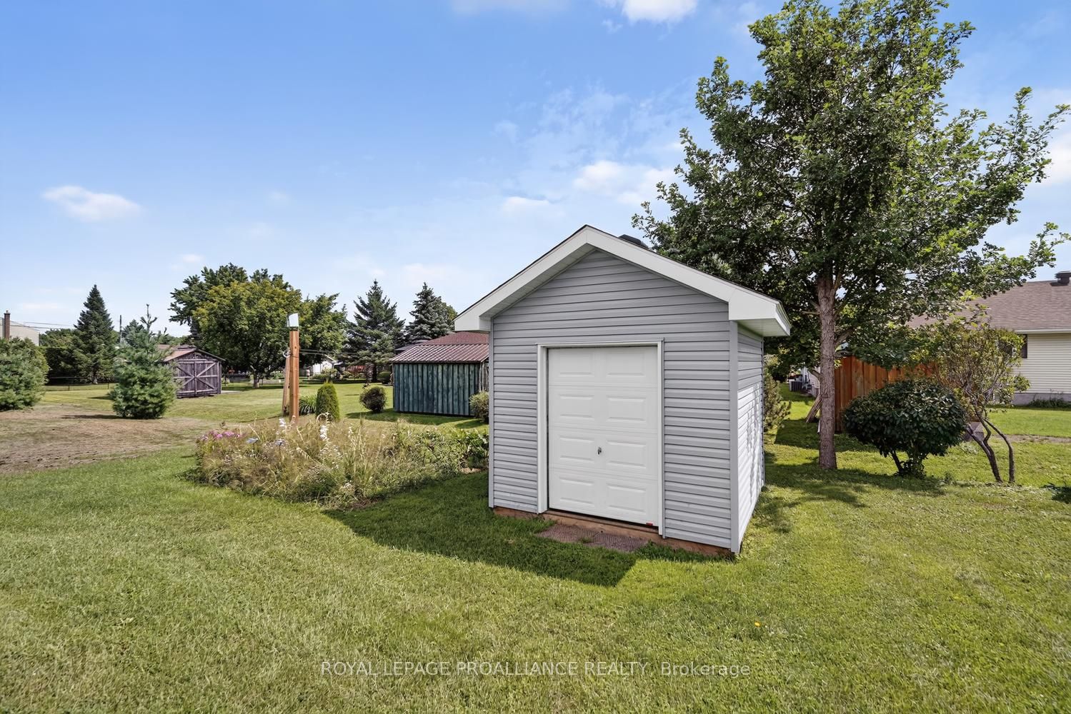 10726 West End Terrace E Property Photo 35