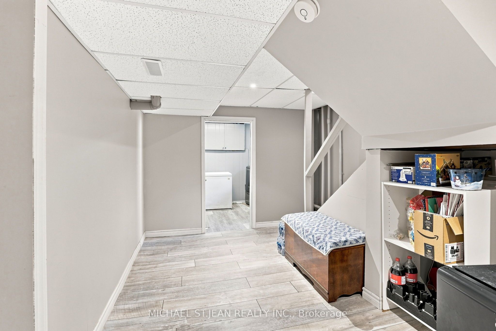 111 Sharon Avenue Property Photo 26