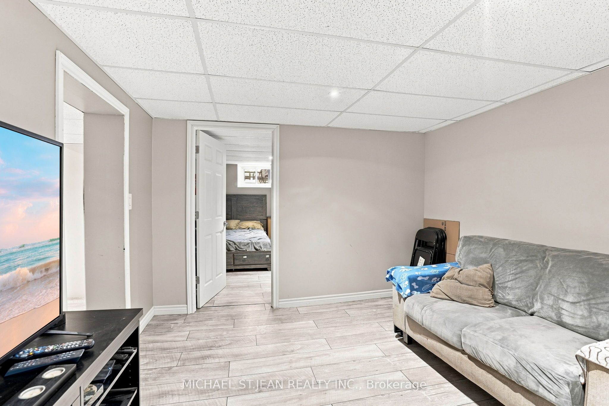 111 Sharon Avenue Property Photo 27