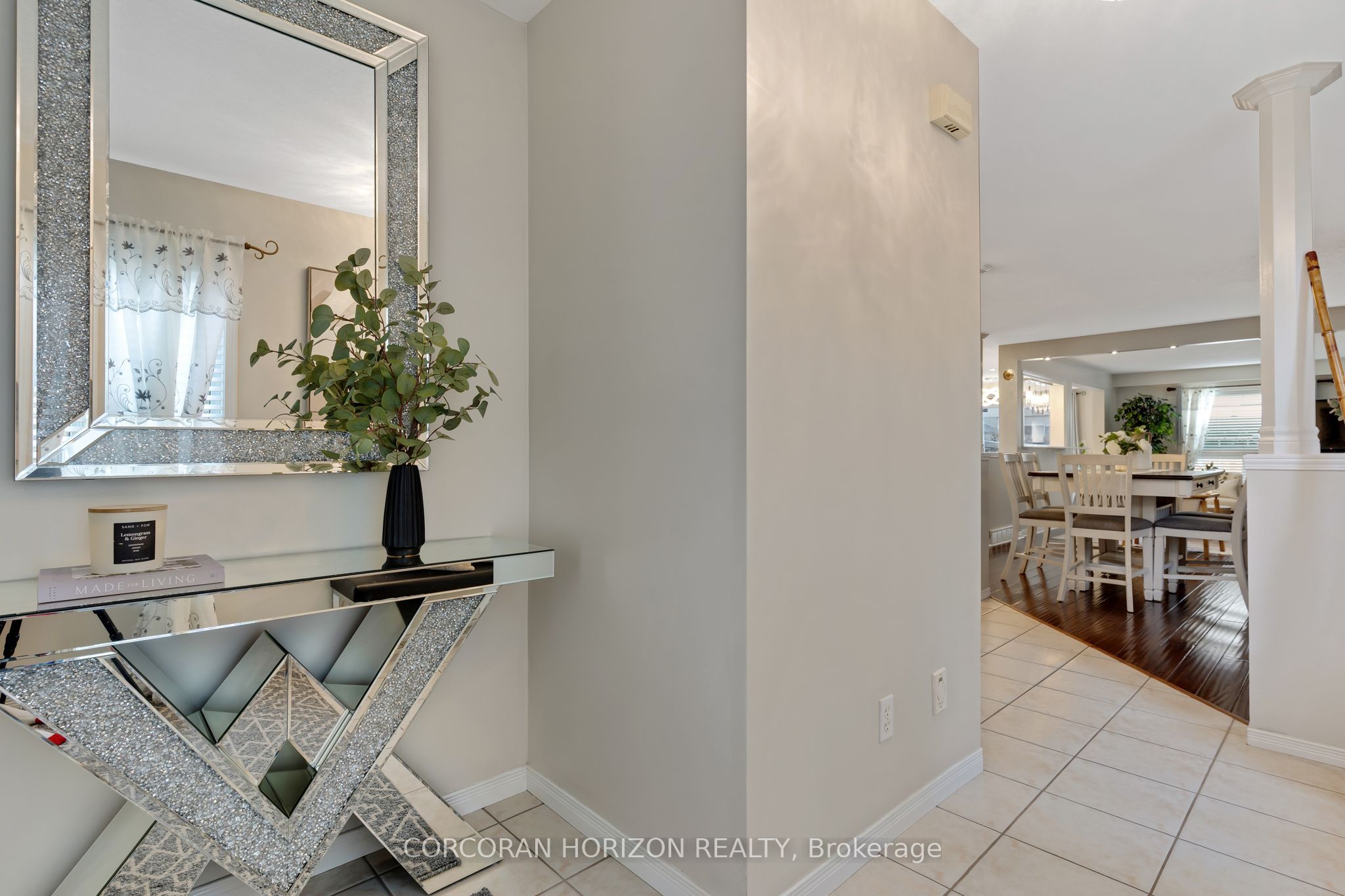 913 Copper Leaf Crescent Property Photo 3
