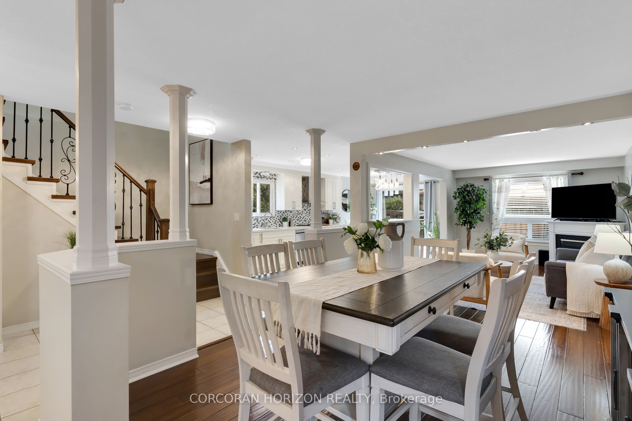 913 Copper Leaf Crescent Property Photo 9