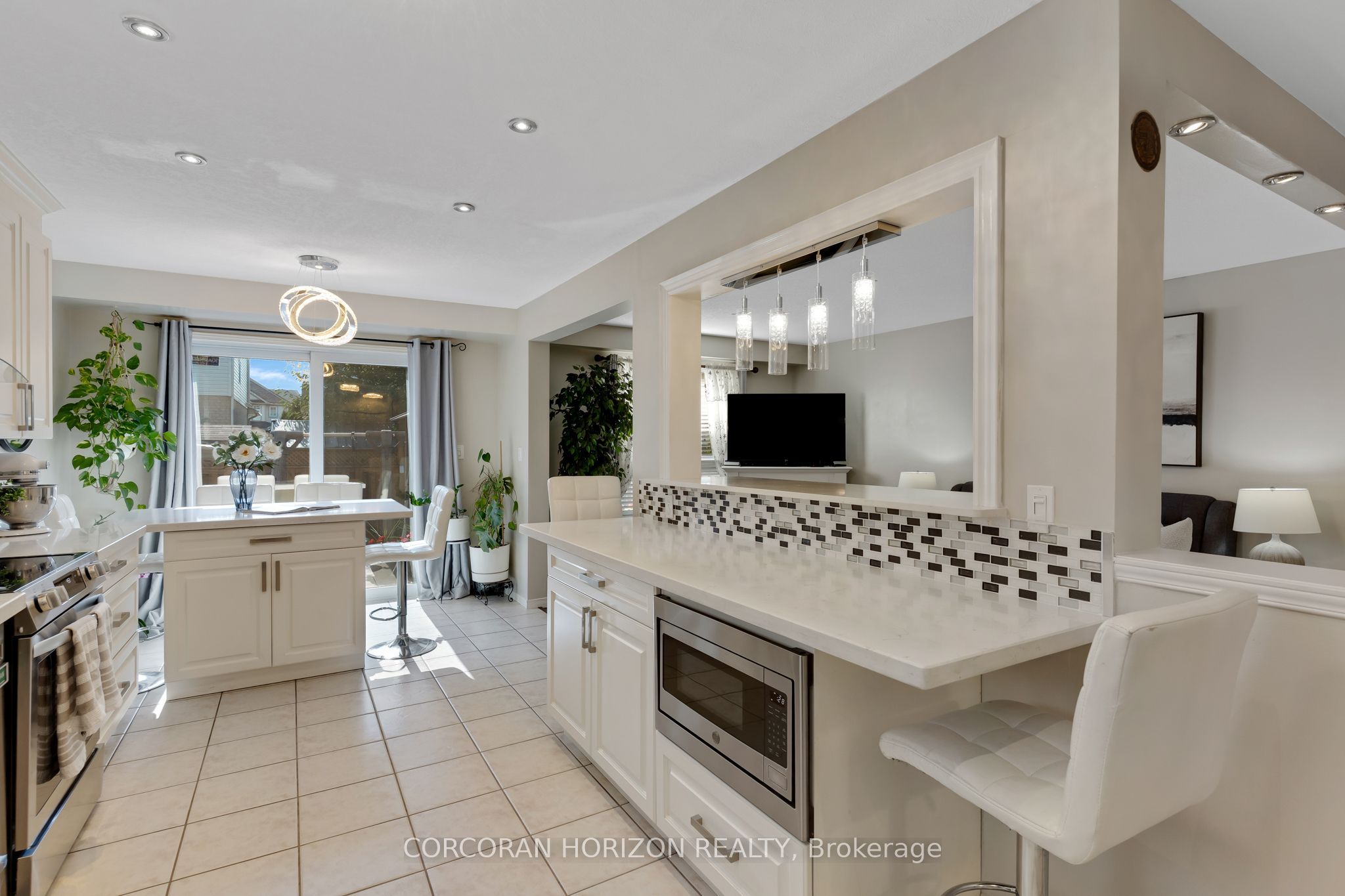 913 Copper Leaf Crescent Property Photo 19