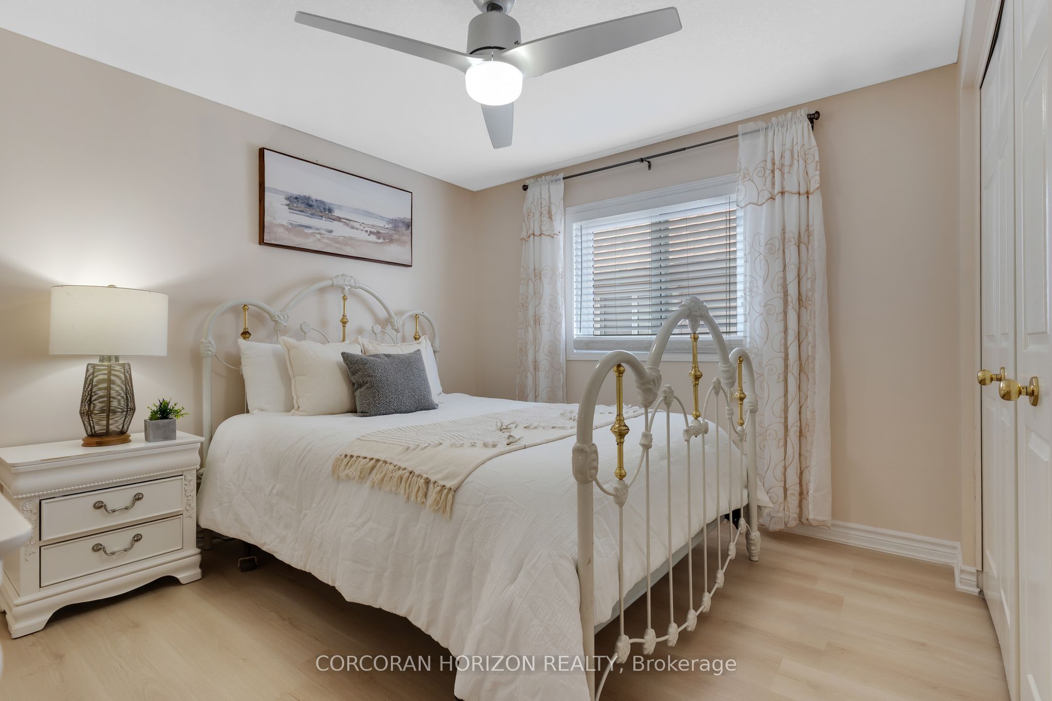 913 Copper Leaf Crescent Property Photo 29