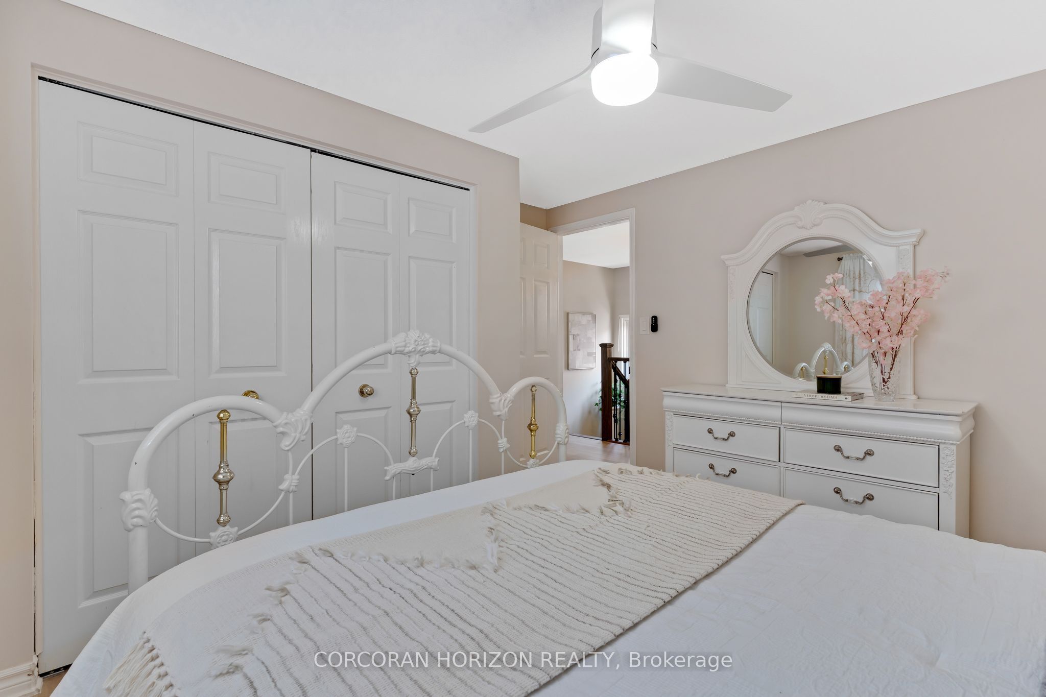 913 Copper Leaf Crescent Property Photo 30