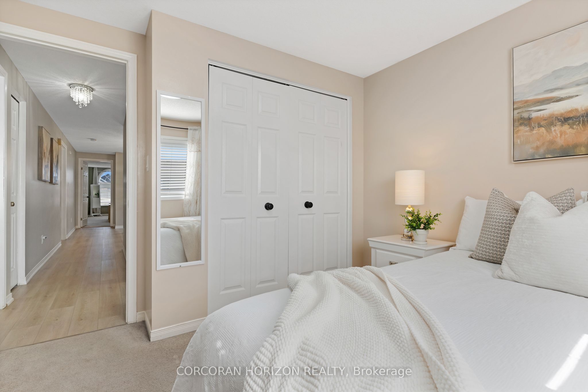 913 Copper Leaf Crescent Property Photo 35