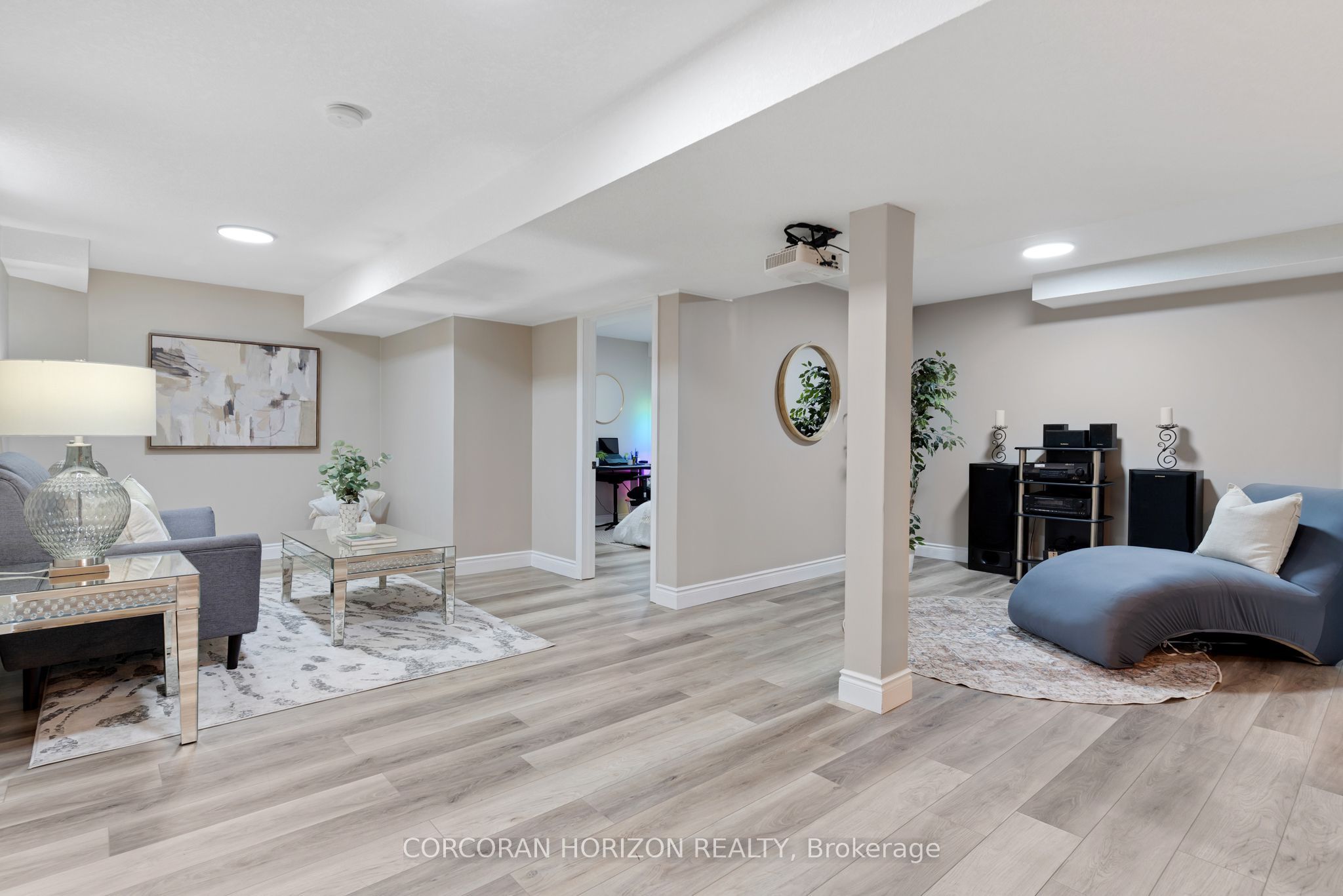 913 Copper Leaf Crescent Property Photo 40