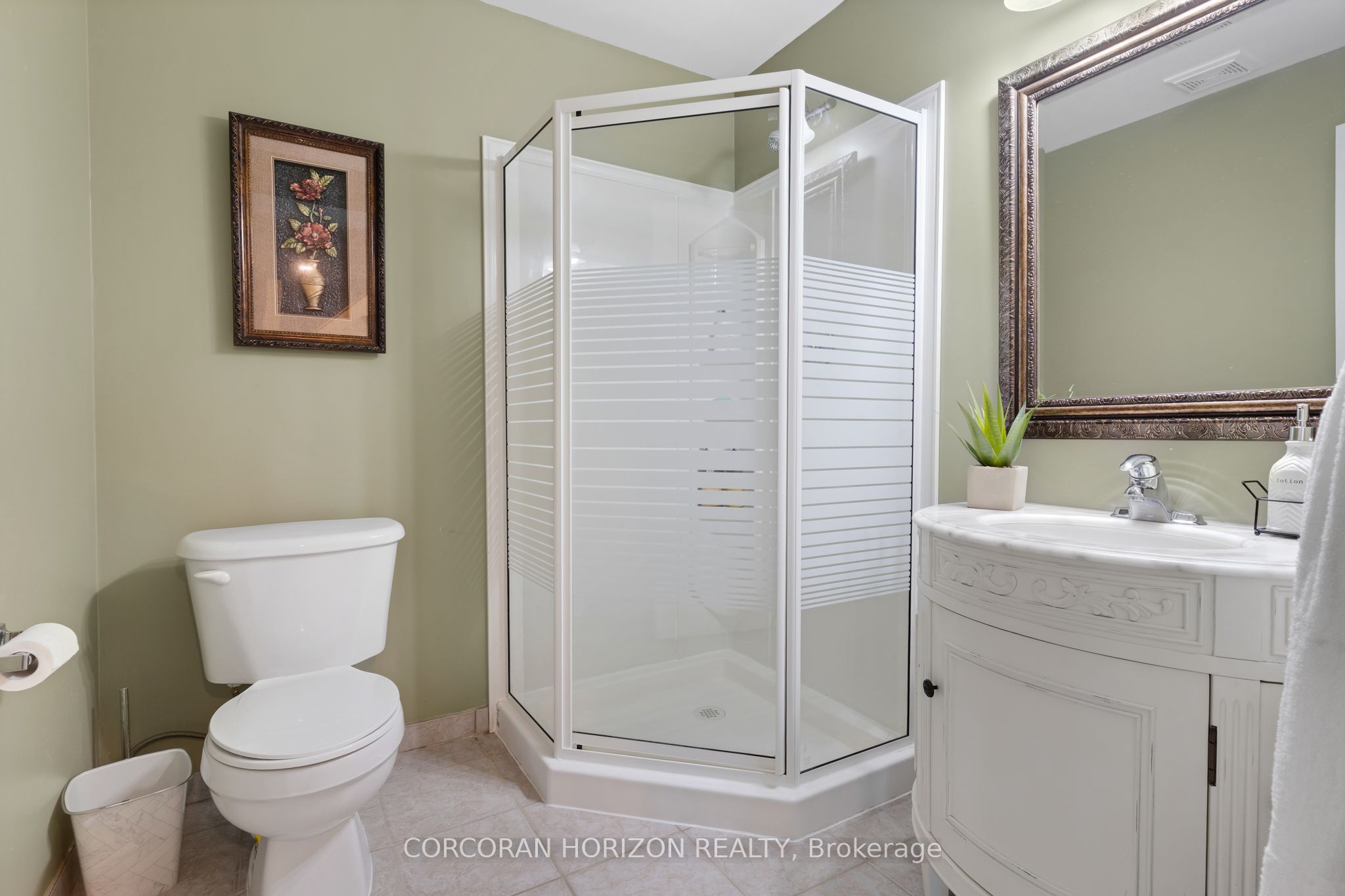913 Copper Leaf Crescent Property Photo 46