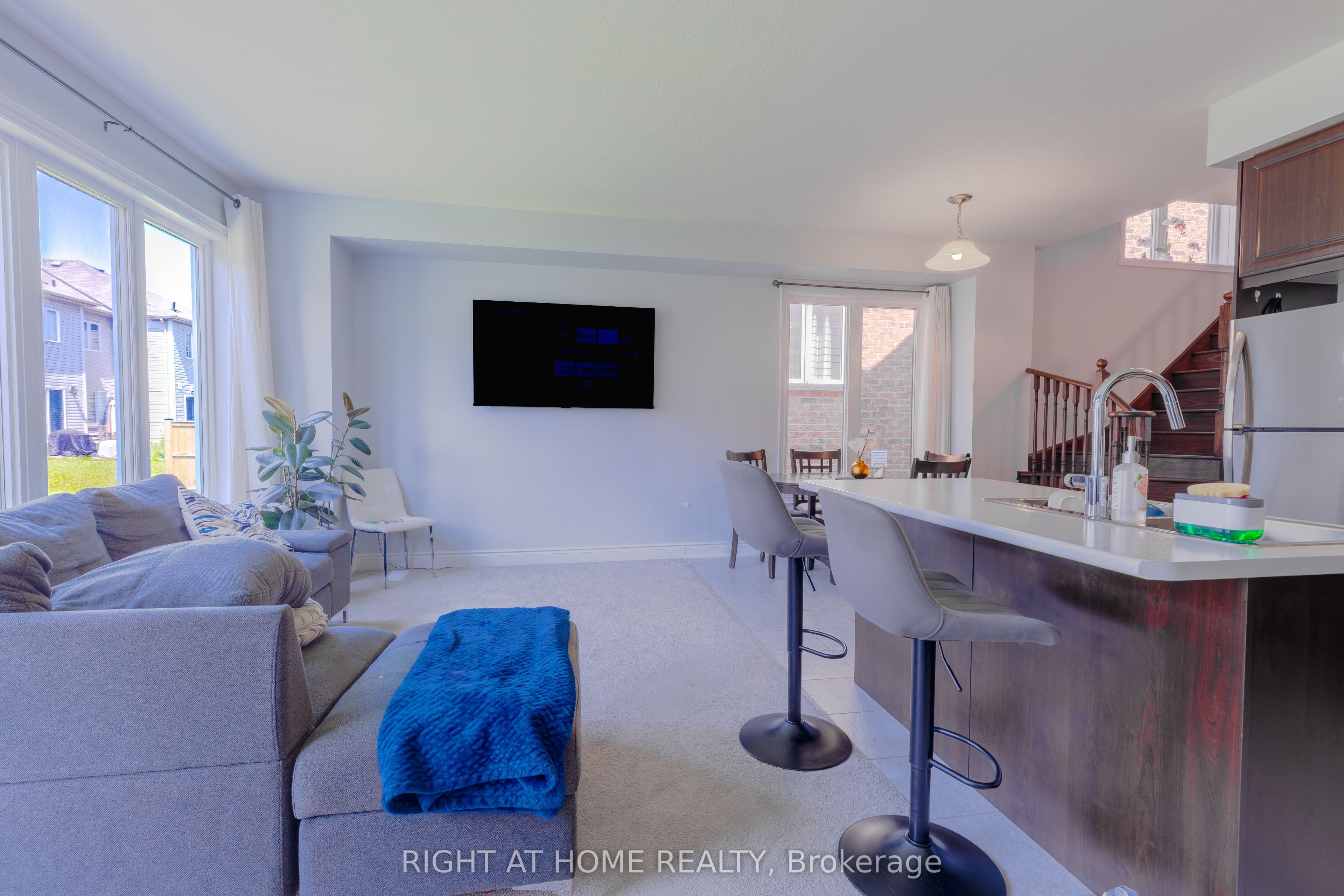 7648 Hackberry Trail Property Photo 11