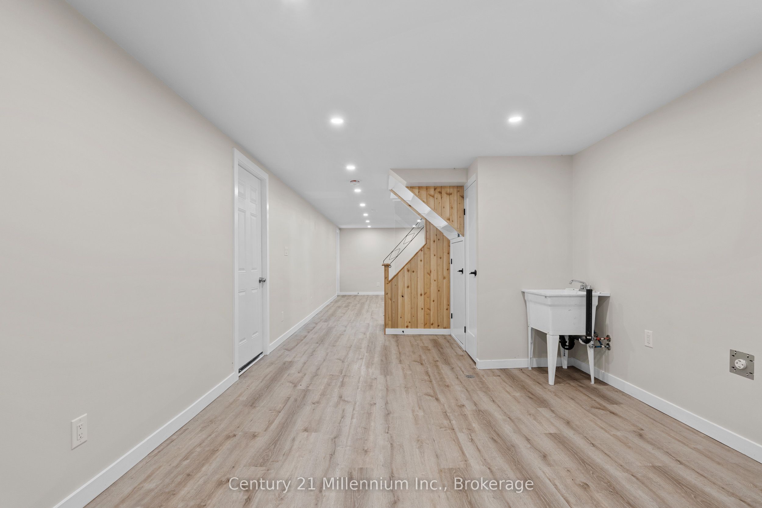 873 9th Avenue E Property Photo 19